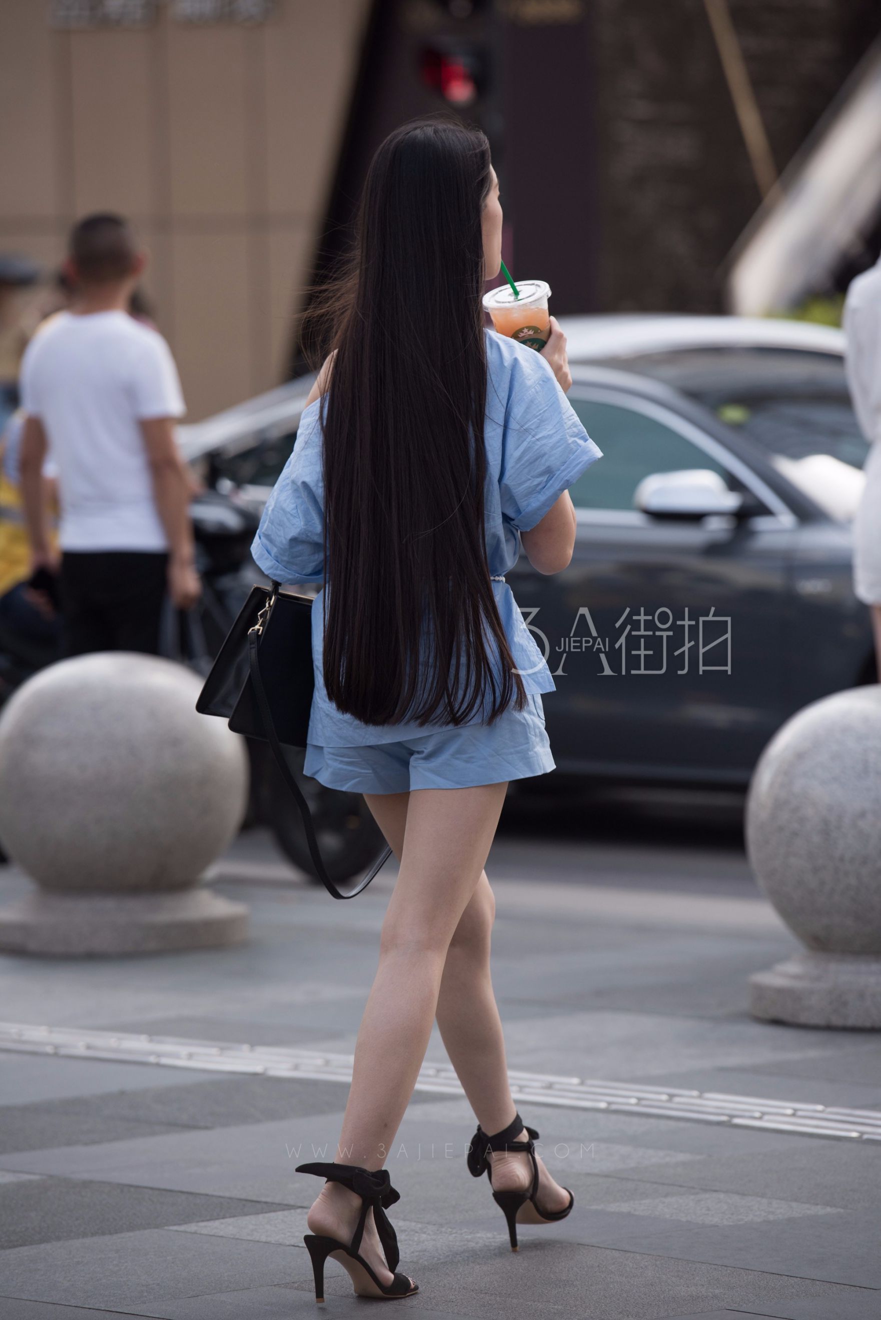 98518-g1za52e10ie.jpg