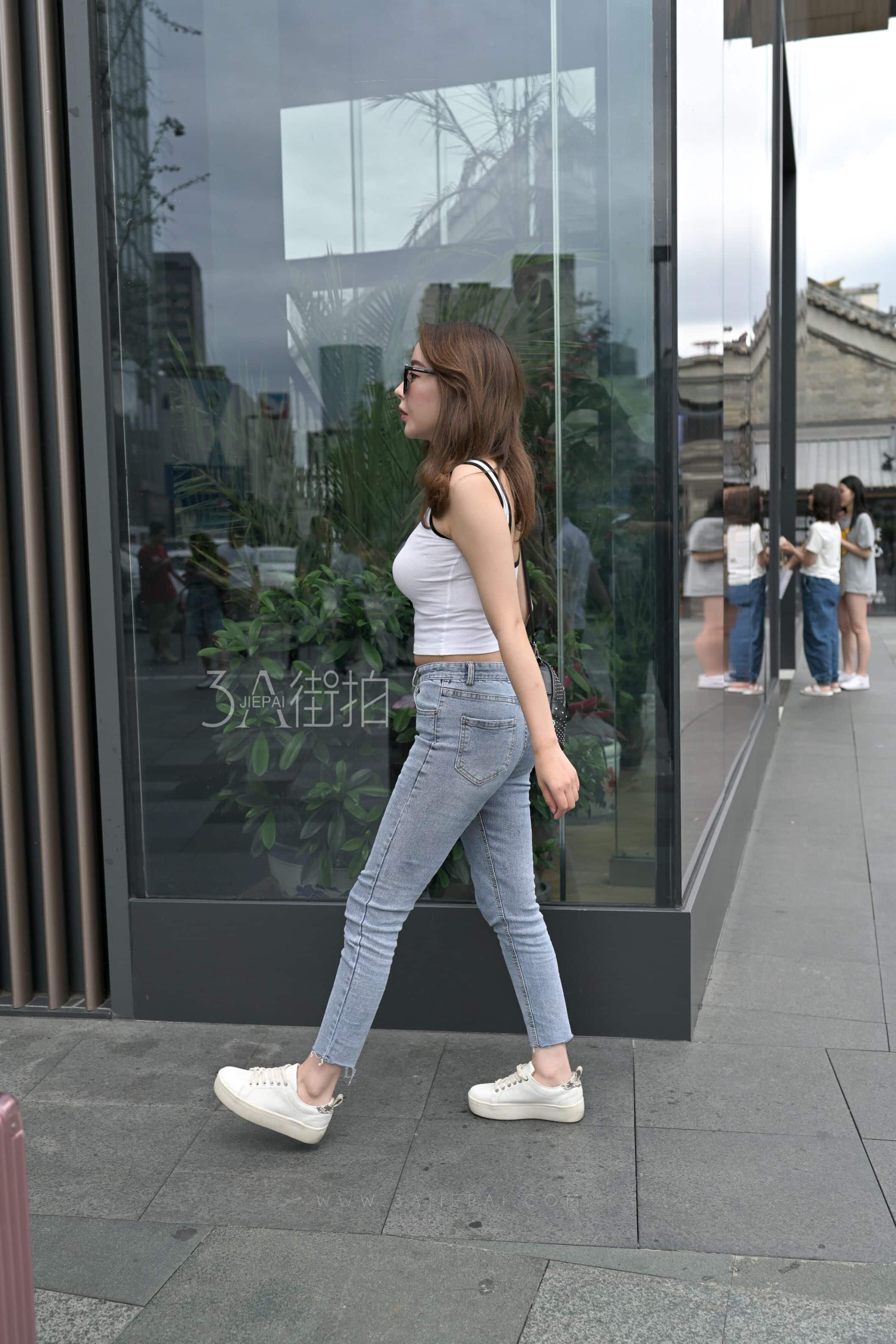 98326-cu2p4j5uiyz.jpg