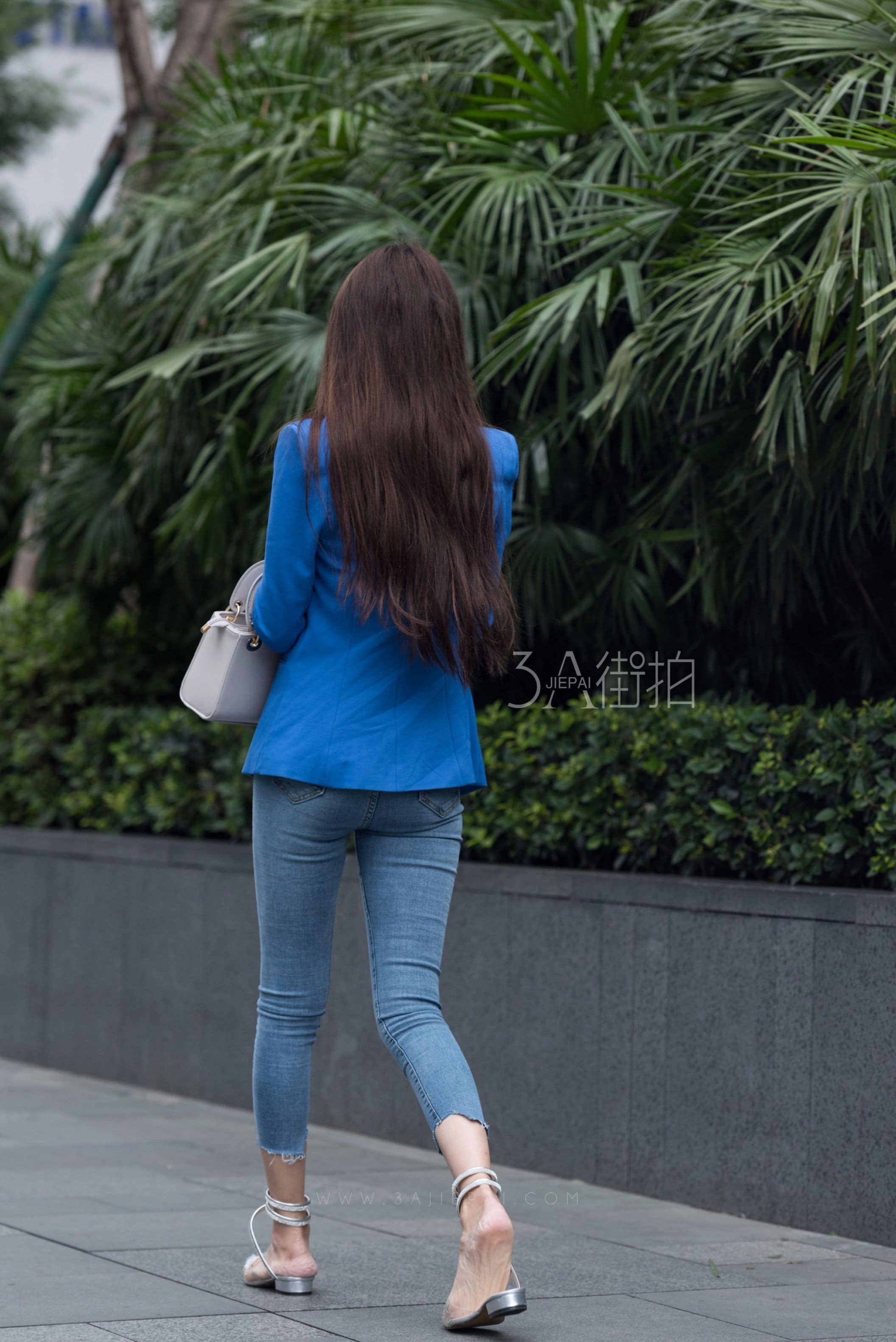 98281-eccg1rof4cu.jpg
