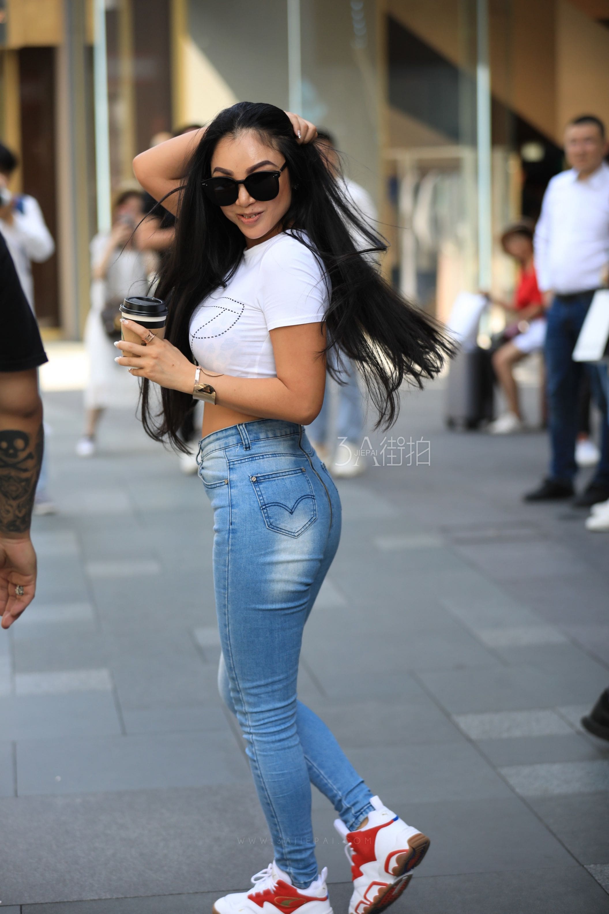 98214-s2oydxmvqzp.jpg