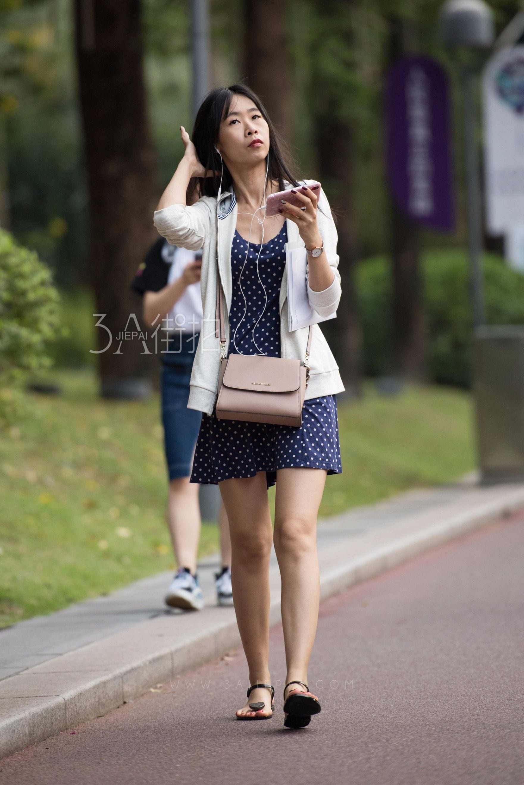98127-jzar1rdgg0z.jpg
