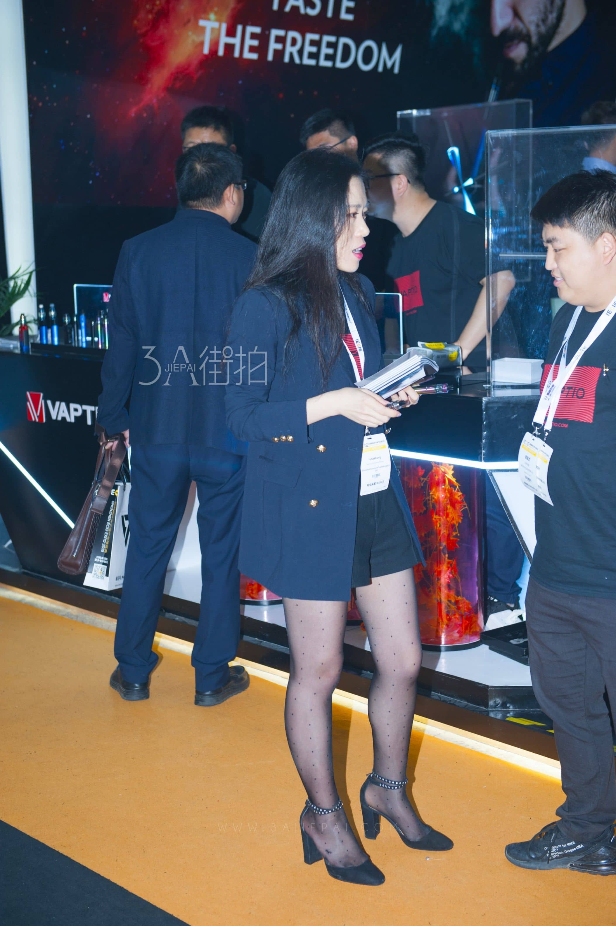 98067-1ch3it1mwb3.jpg