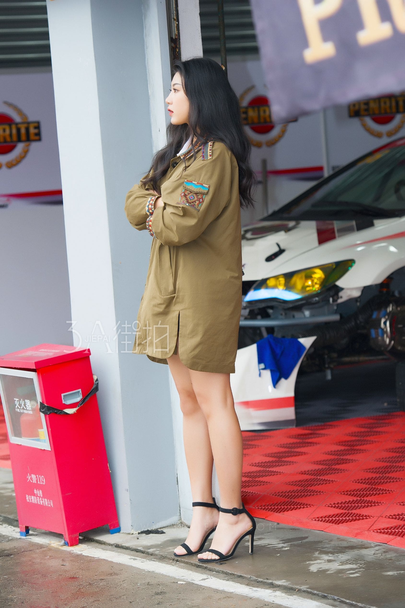 97903-5ozieg4hpw4.jpg