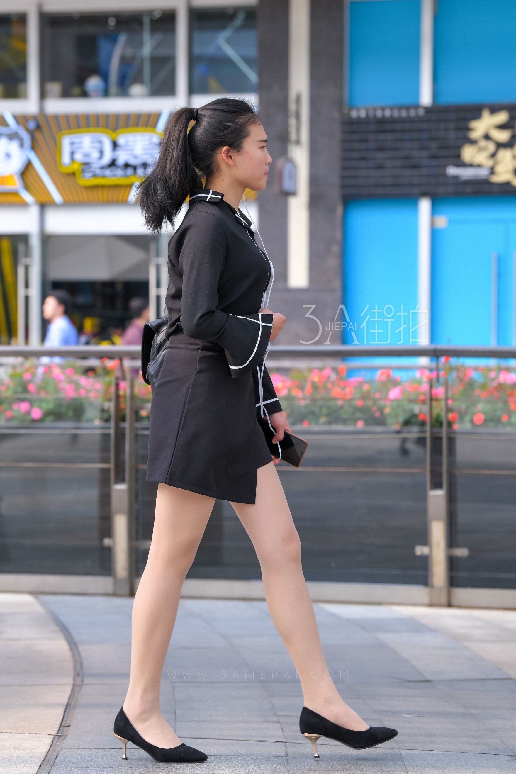 97753-hq2ykc0bwq0.jpg
