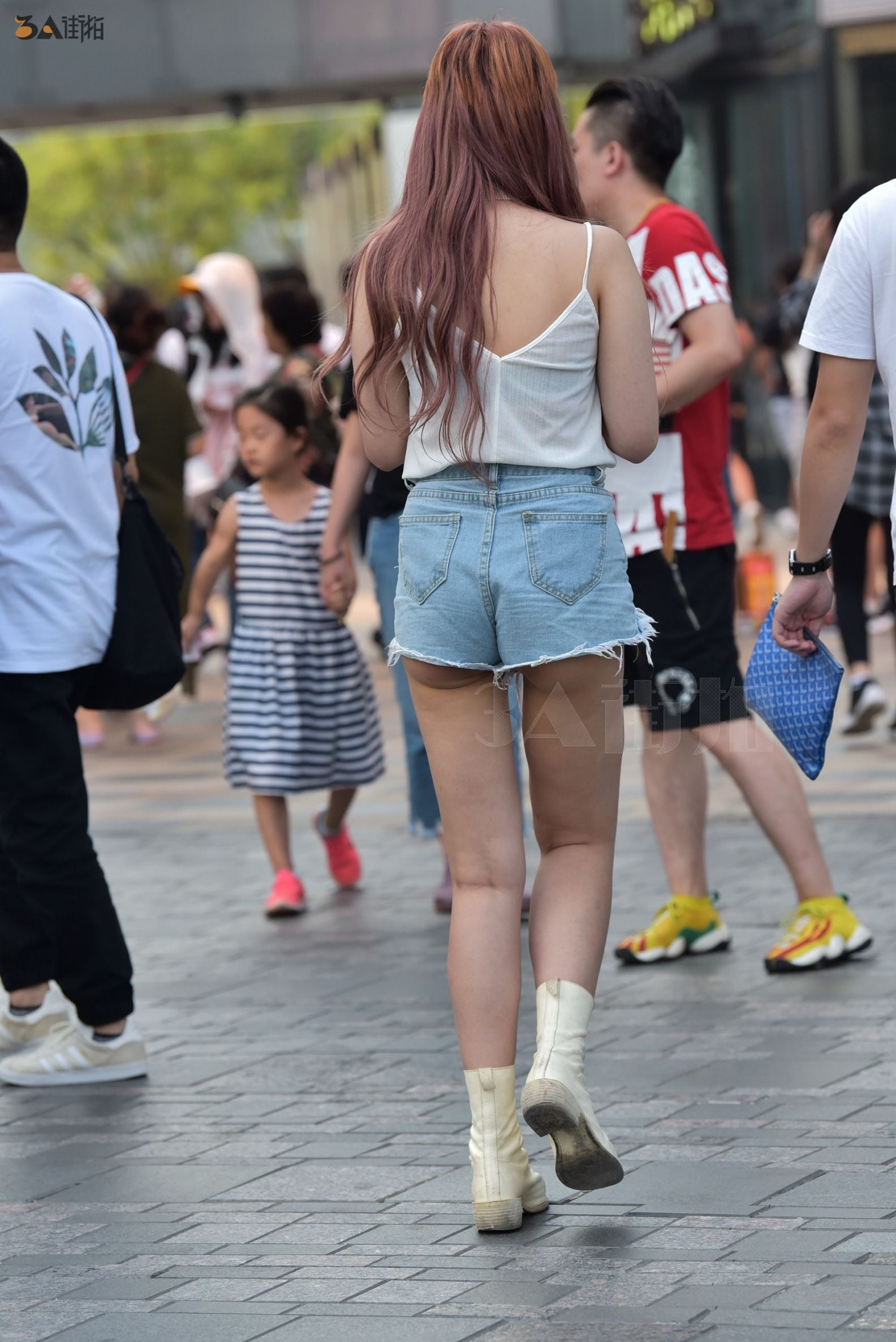 97421-yq0lilg0522.jpg