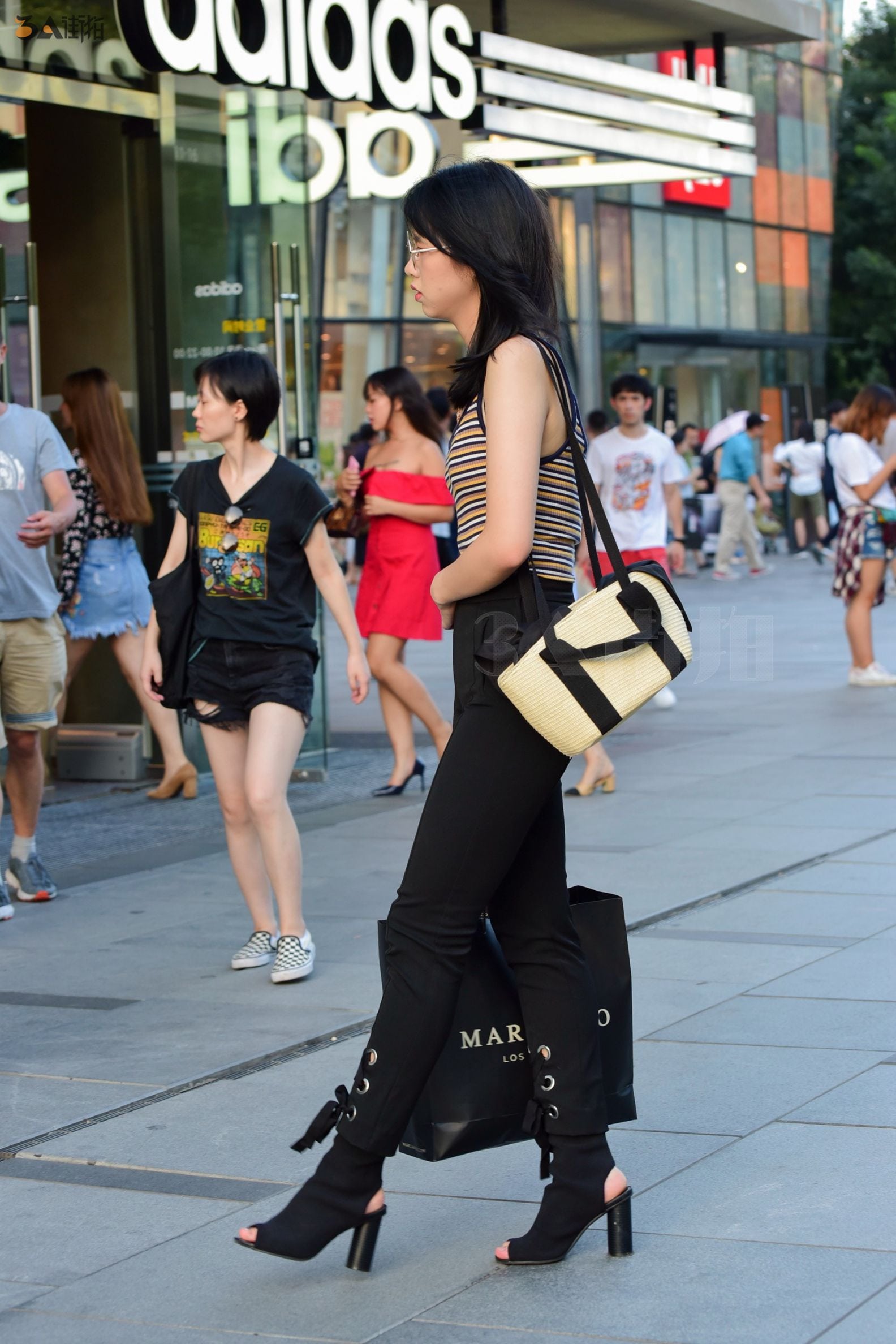 97180-sd15psy2v2q.jpg