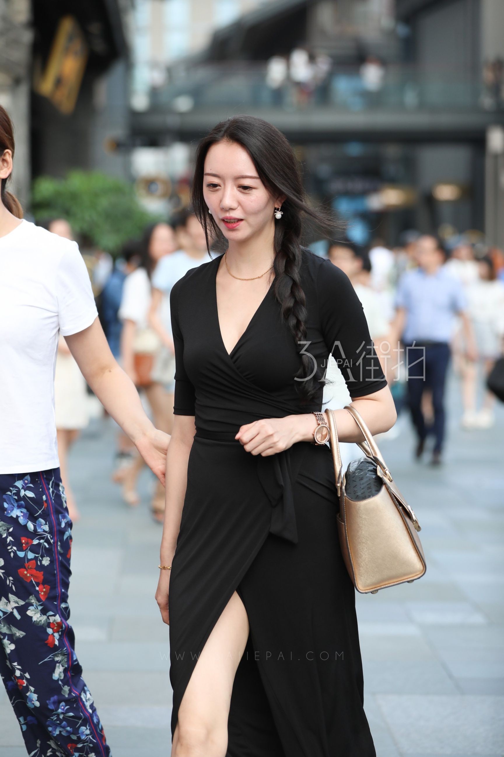 95698-l1loisfrm5r.jpg