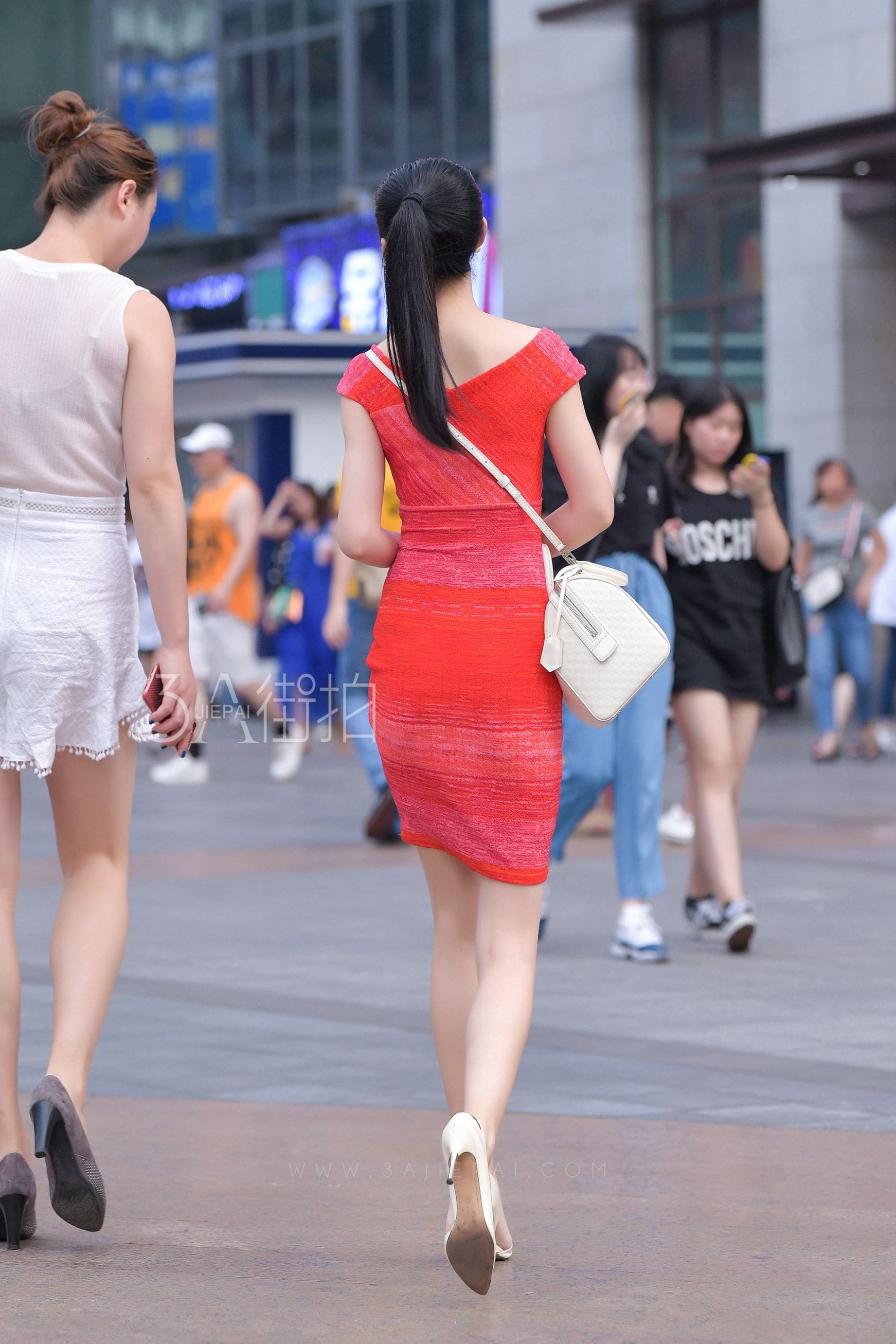 108275-gmr2c2jmffr.jpg