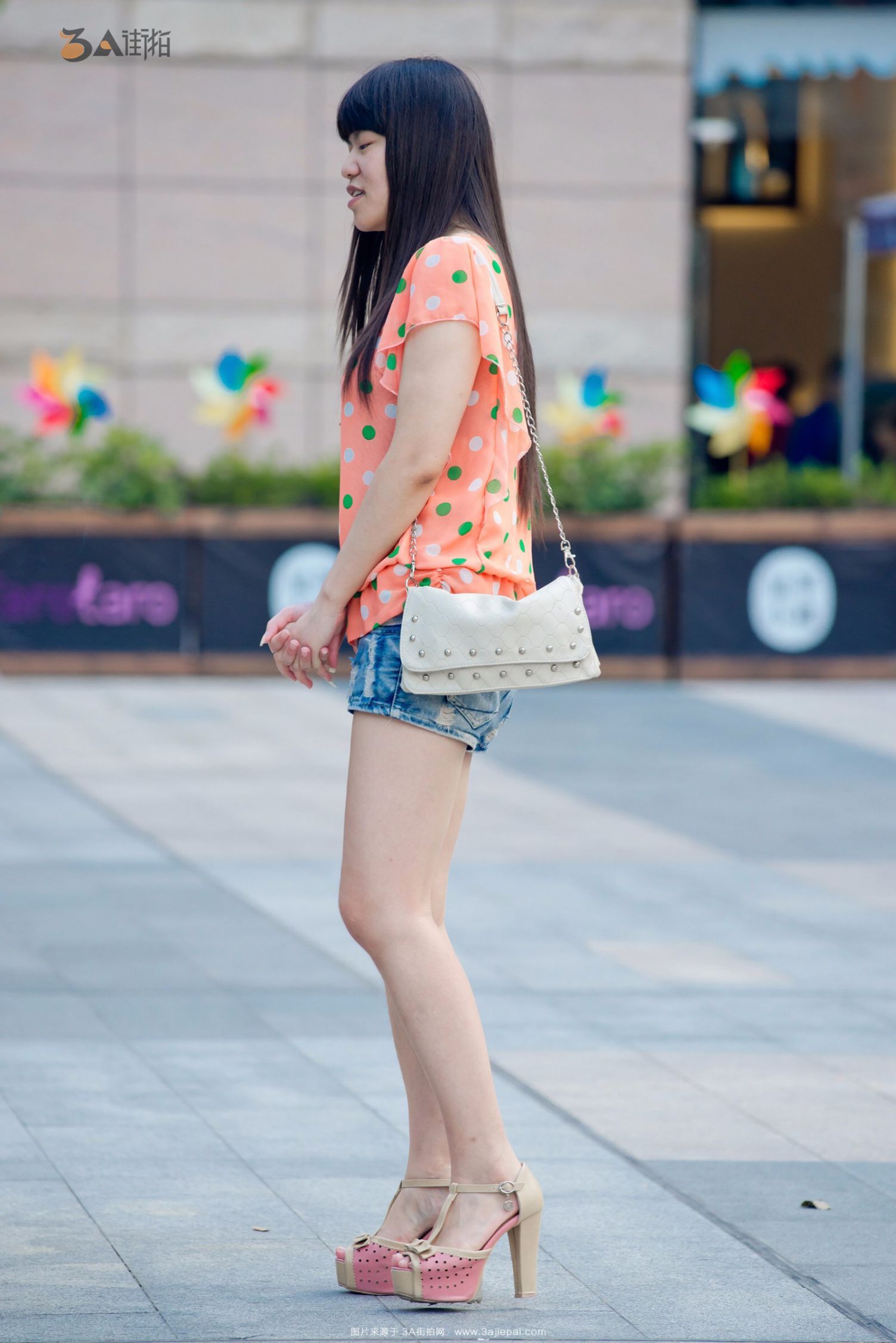 92083-qvktpxaa4jn.jpg
