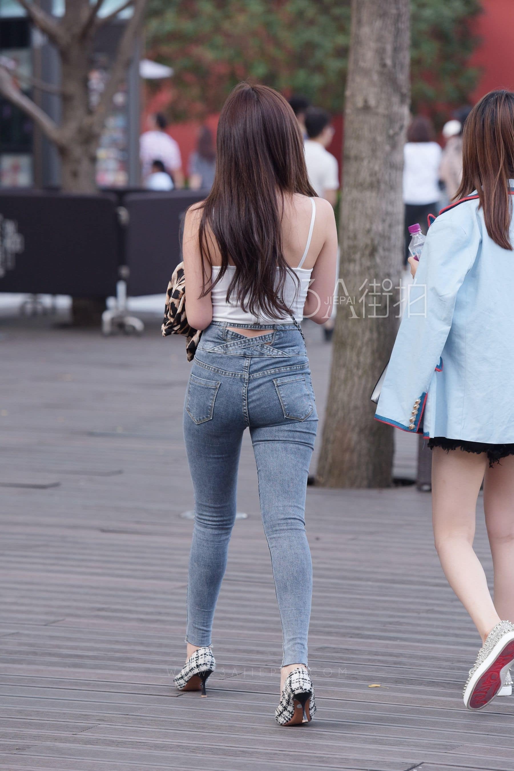 89882-3xl5vgln52y.jpg