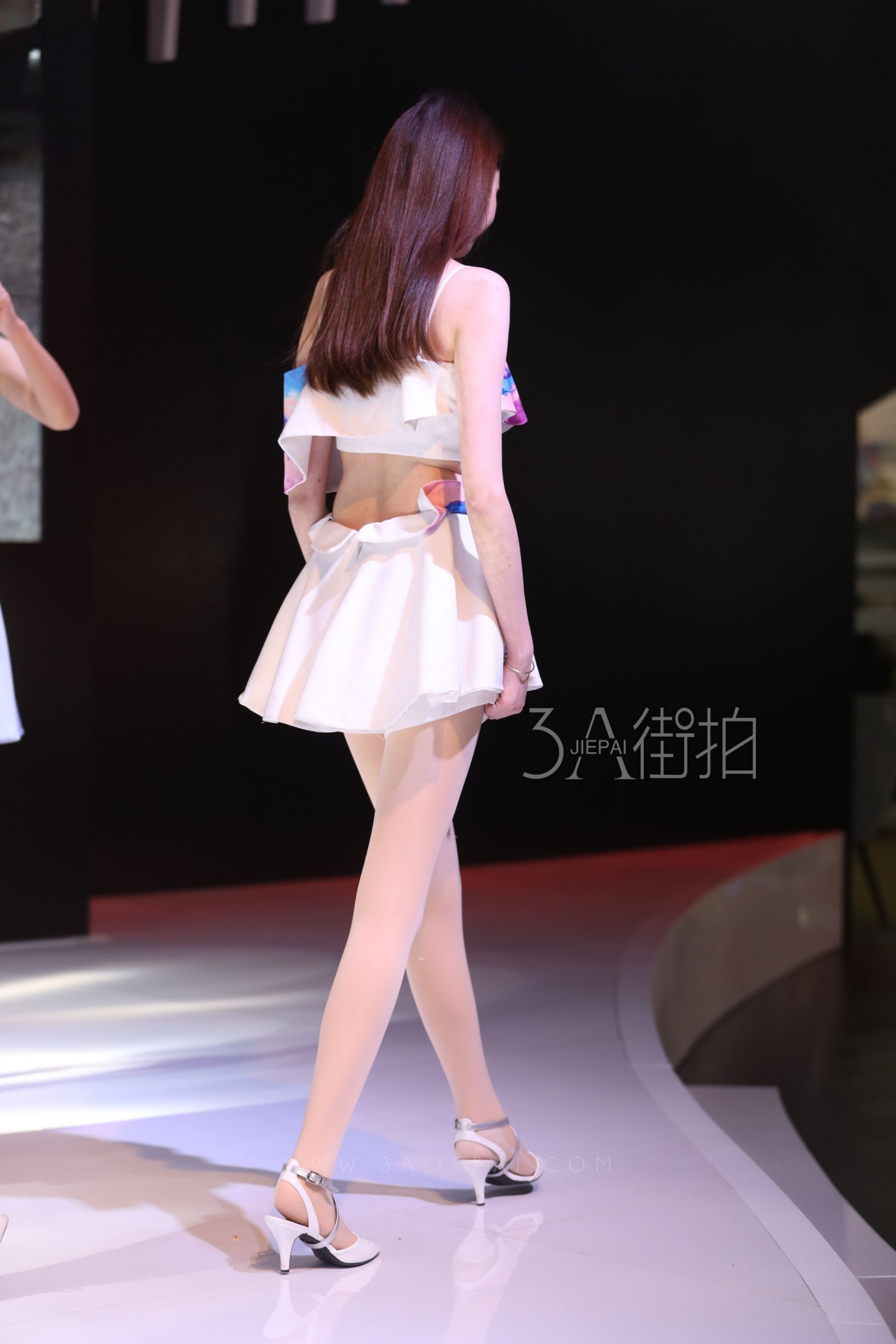 89487-1mqiyywjugu.jpg