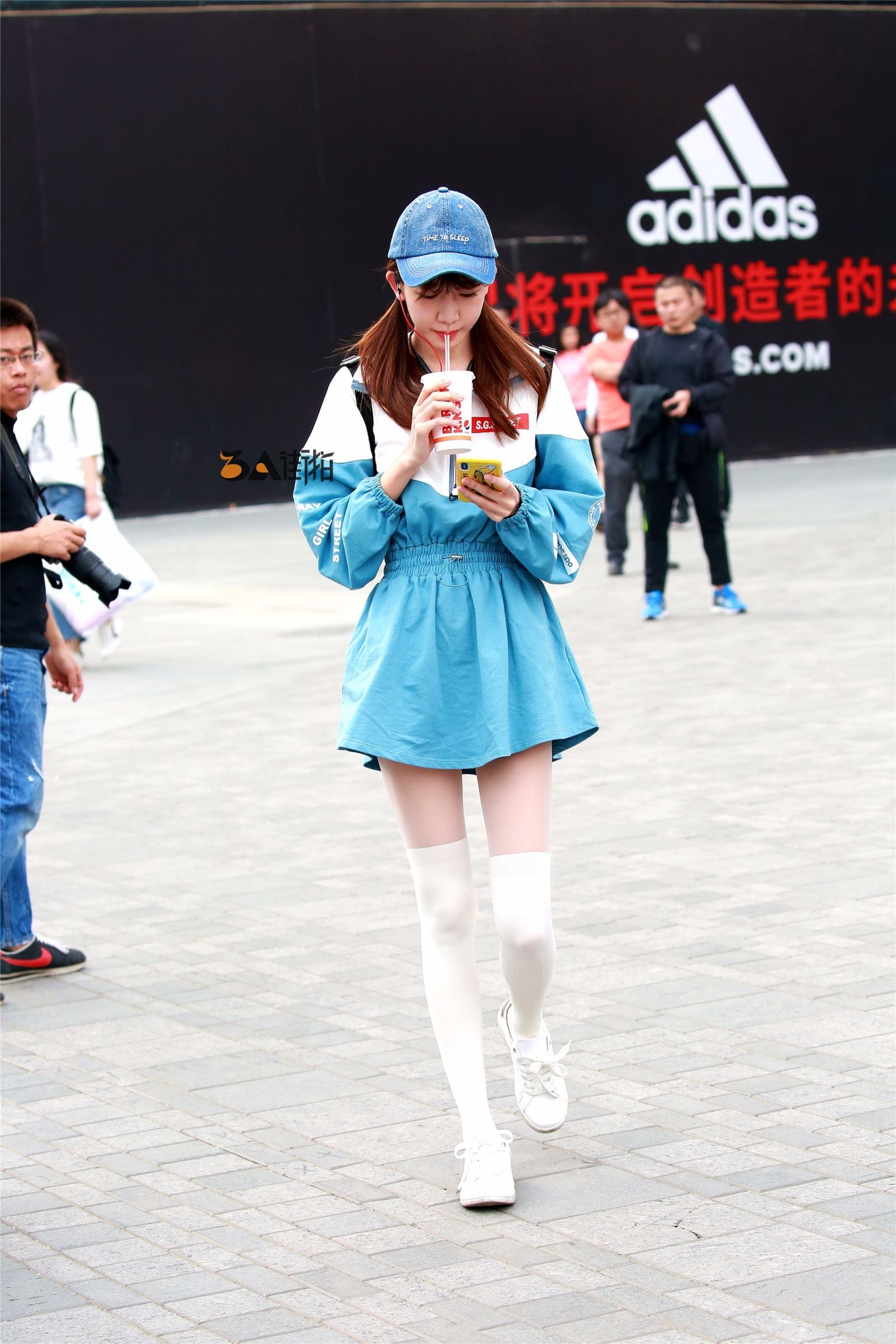 89150-dq2tfrv2var.jpg