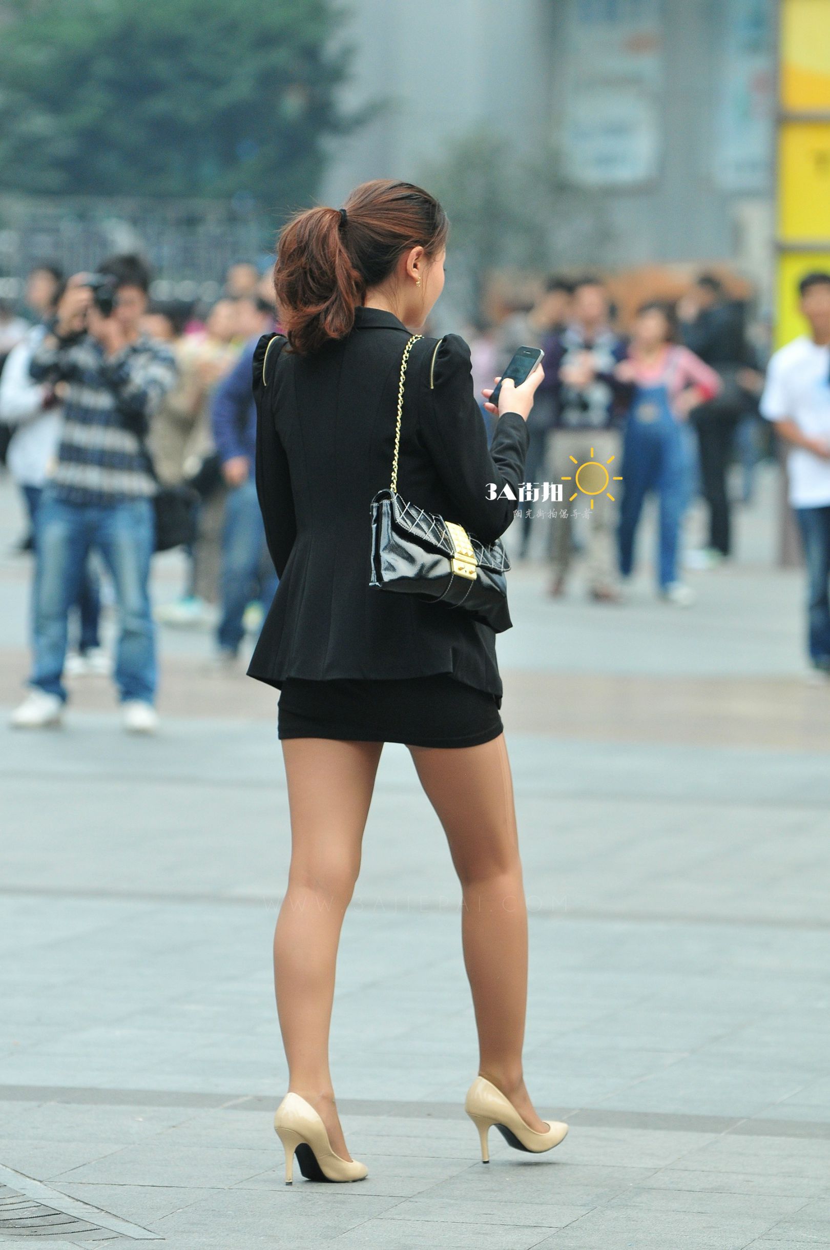 88979-3btn1mg4p2l.jpg