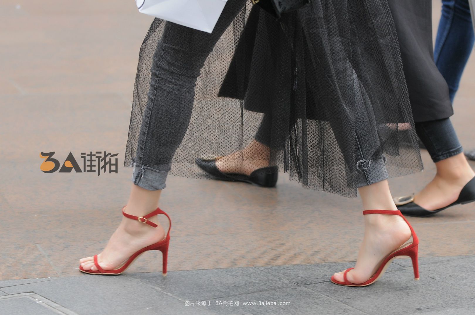 88588-taiagewbm1s.jpg