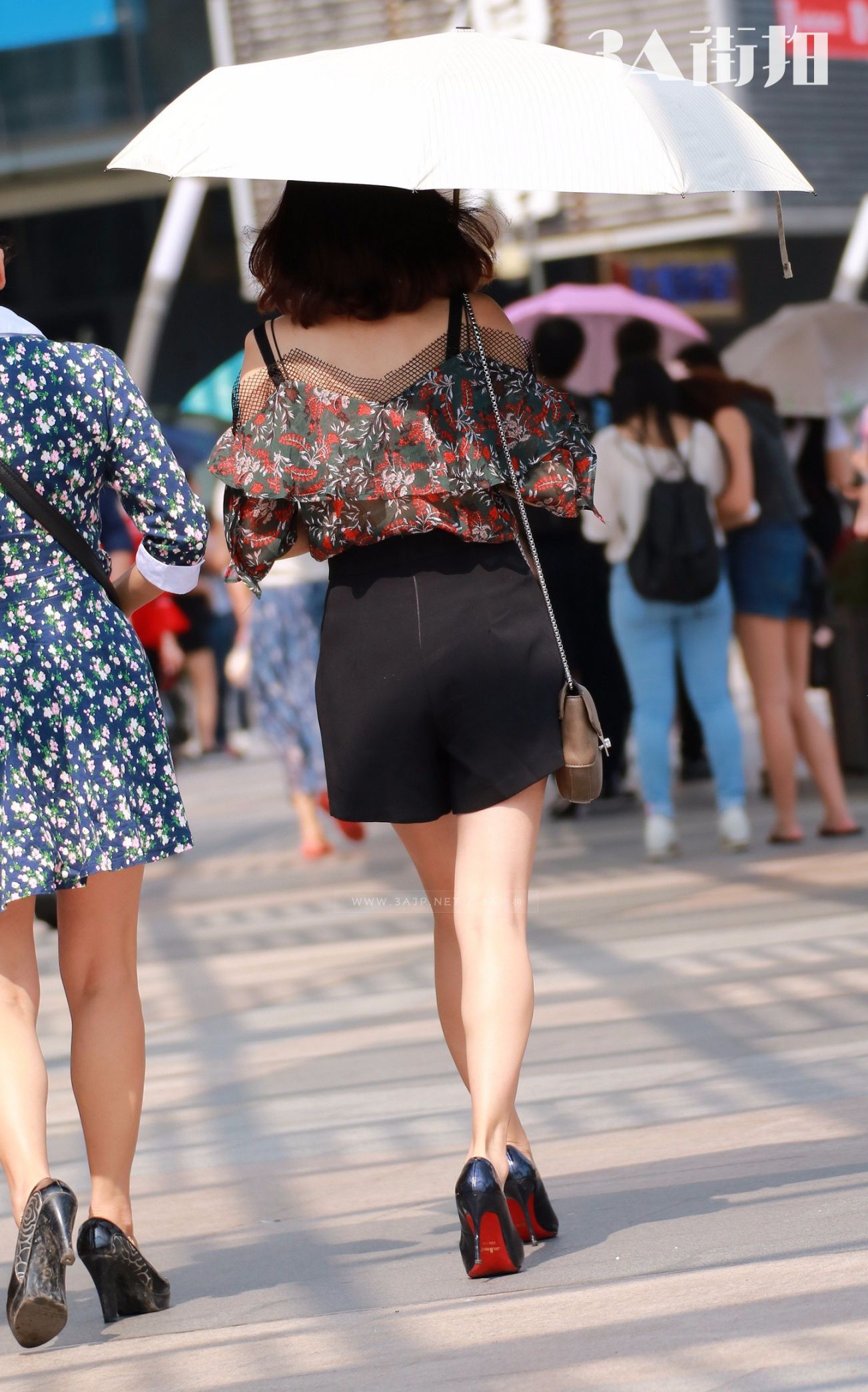 88160-1aqob5tht5n.jpg