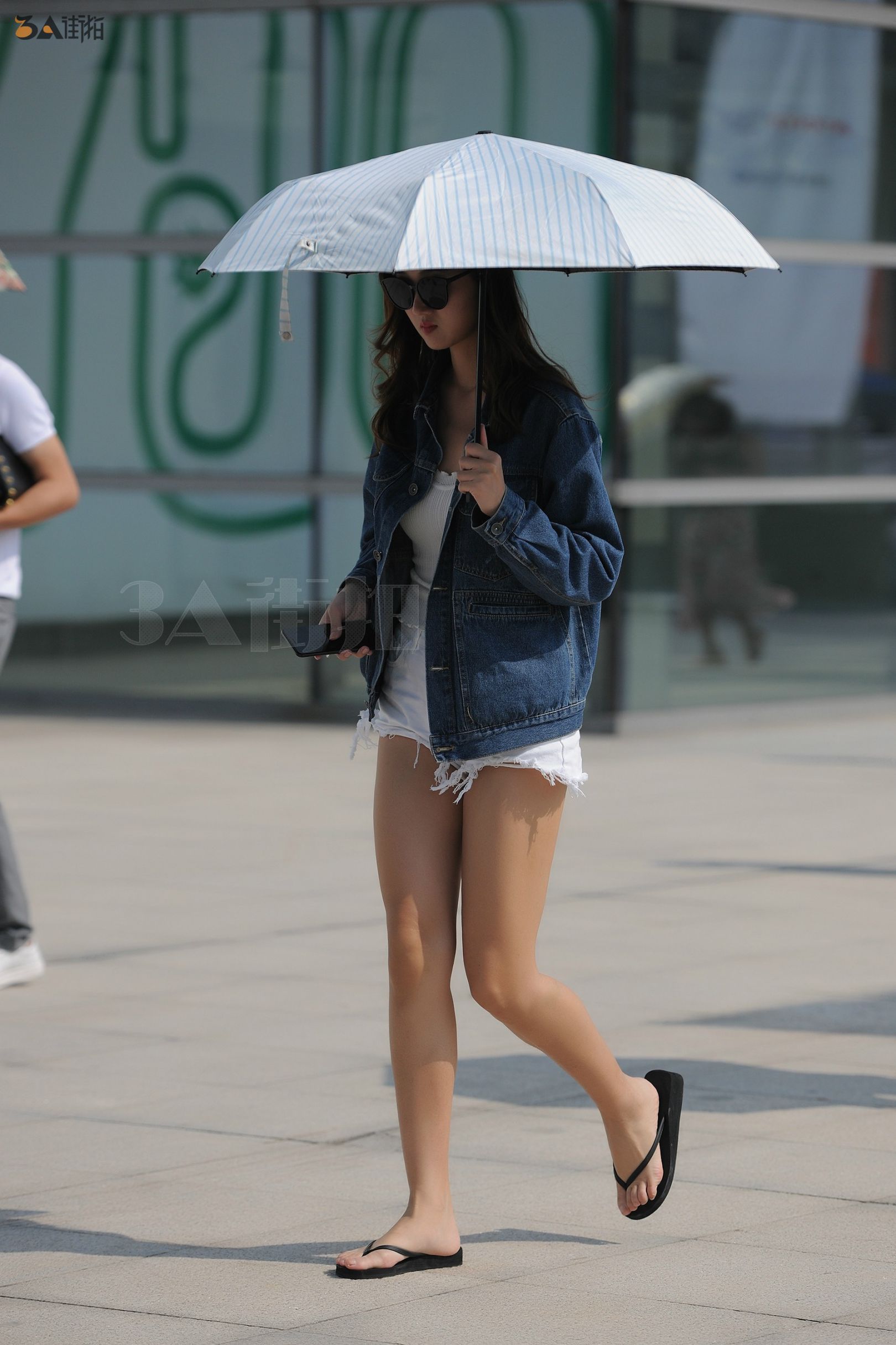 87743-y44c2ywn24b.jpg