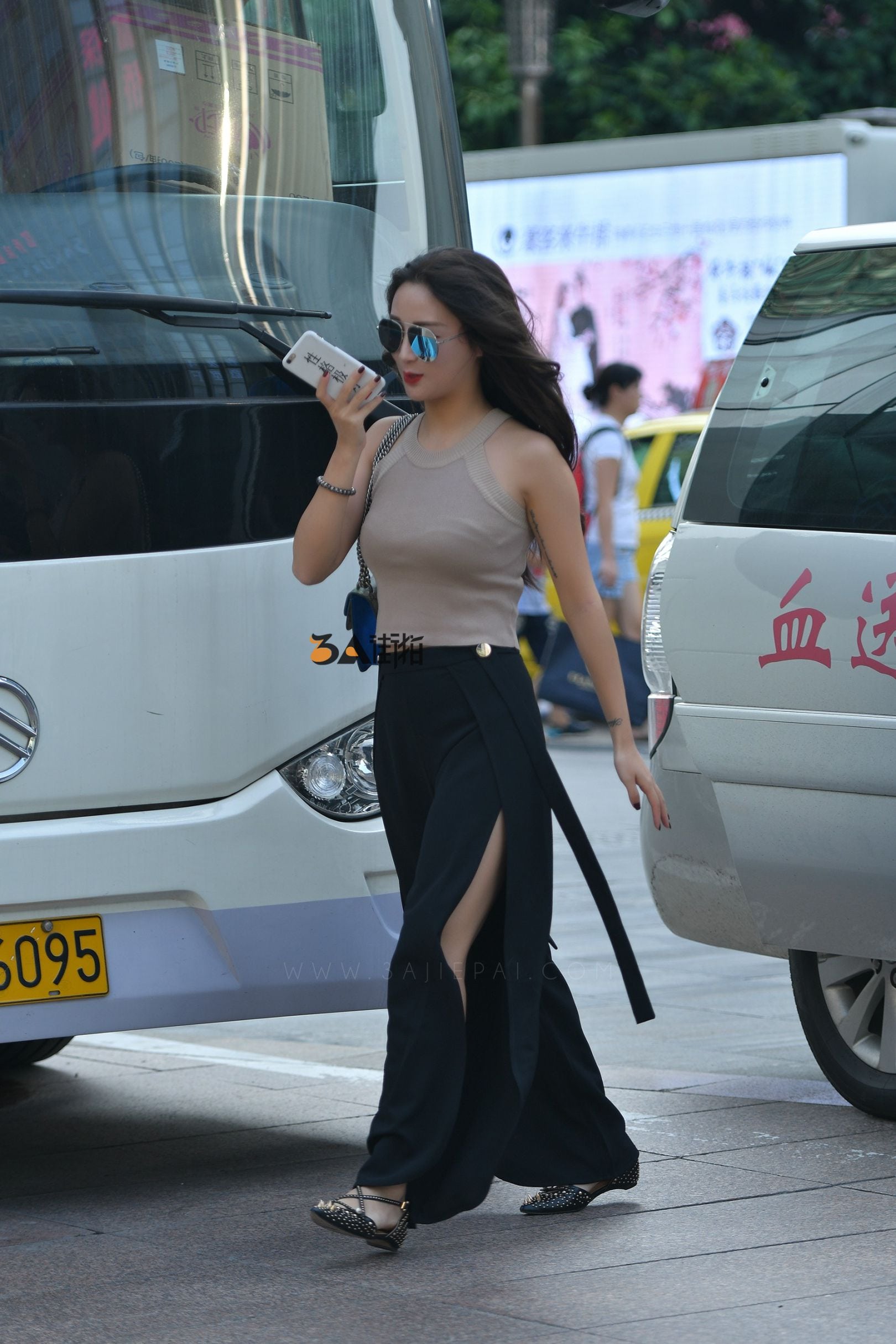87613-j1d3dcwhsrt.jpg