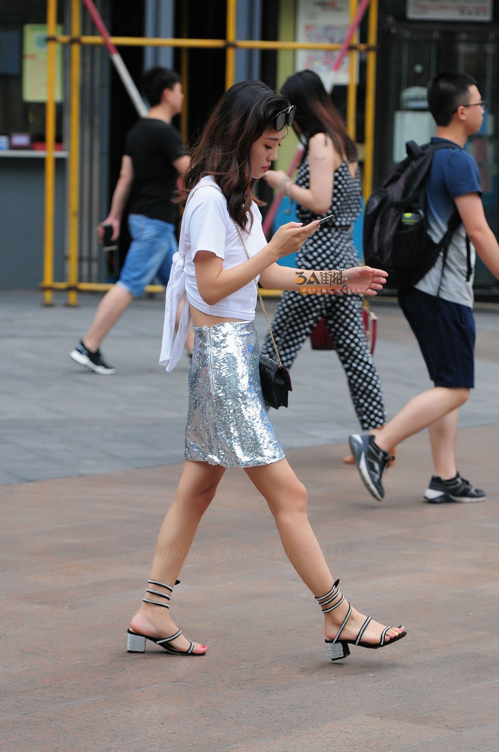 87526-e5gqsaa2eky.jpg