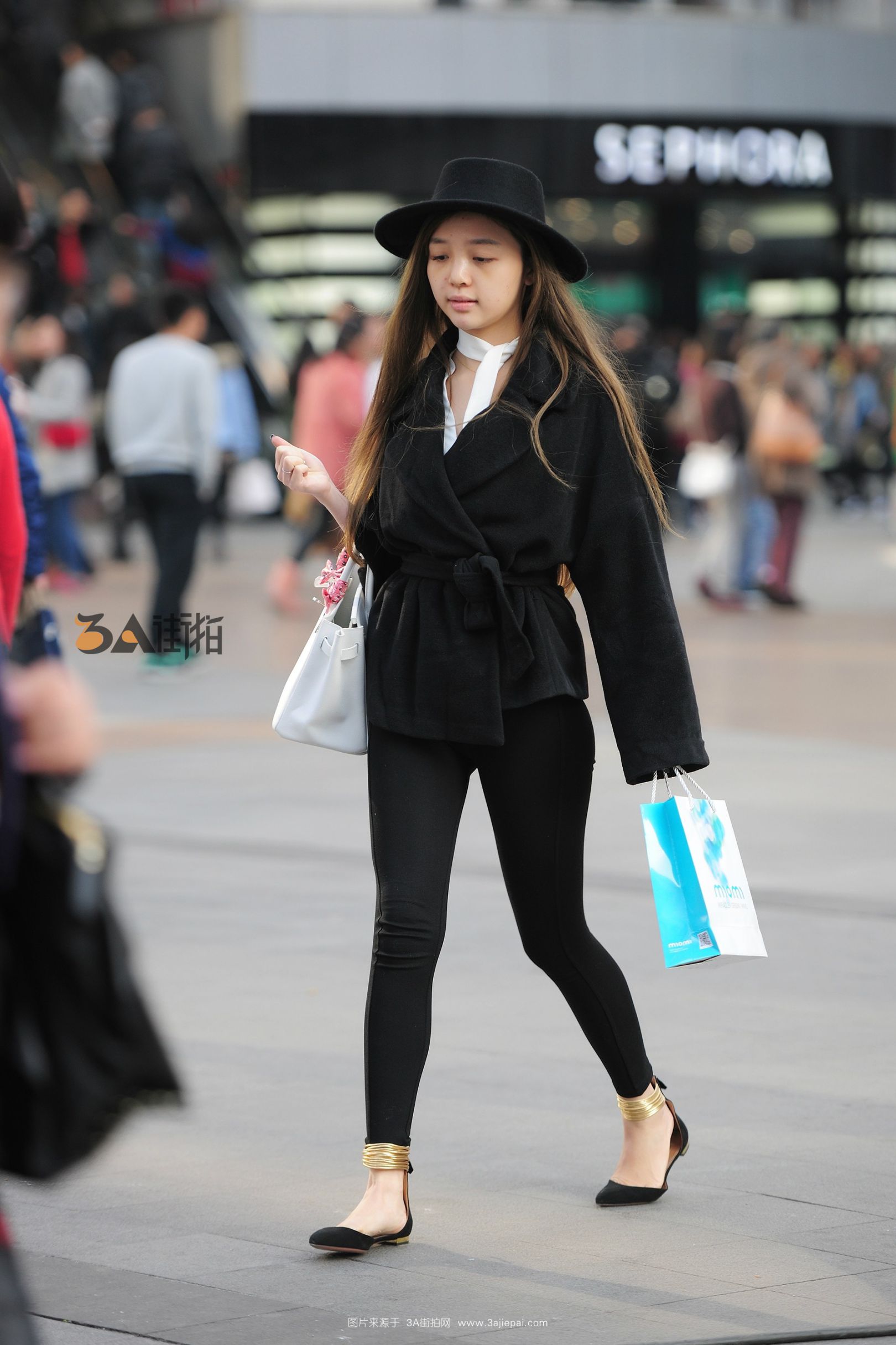 87360-cz4i0rm42fk.jpg
