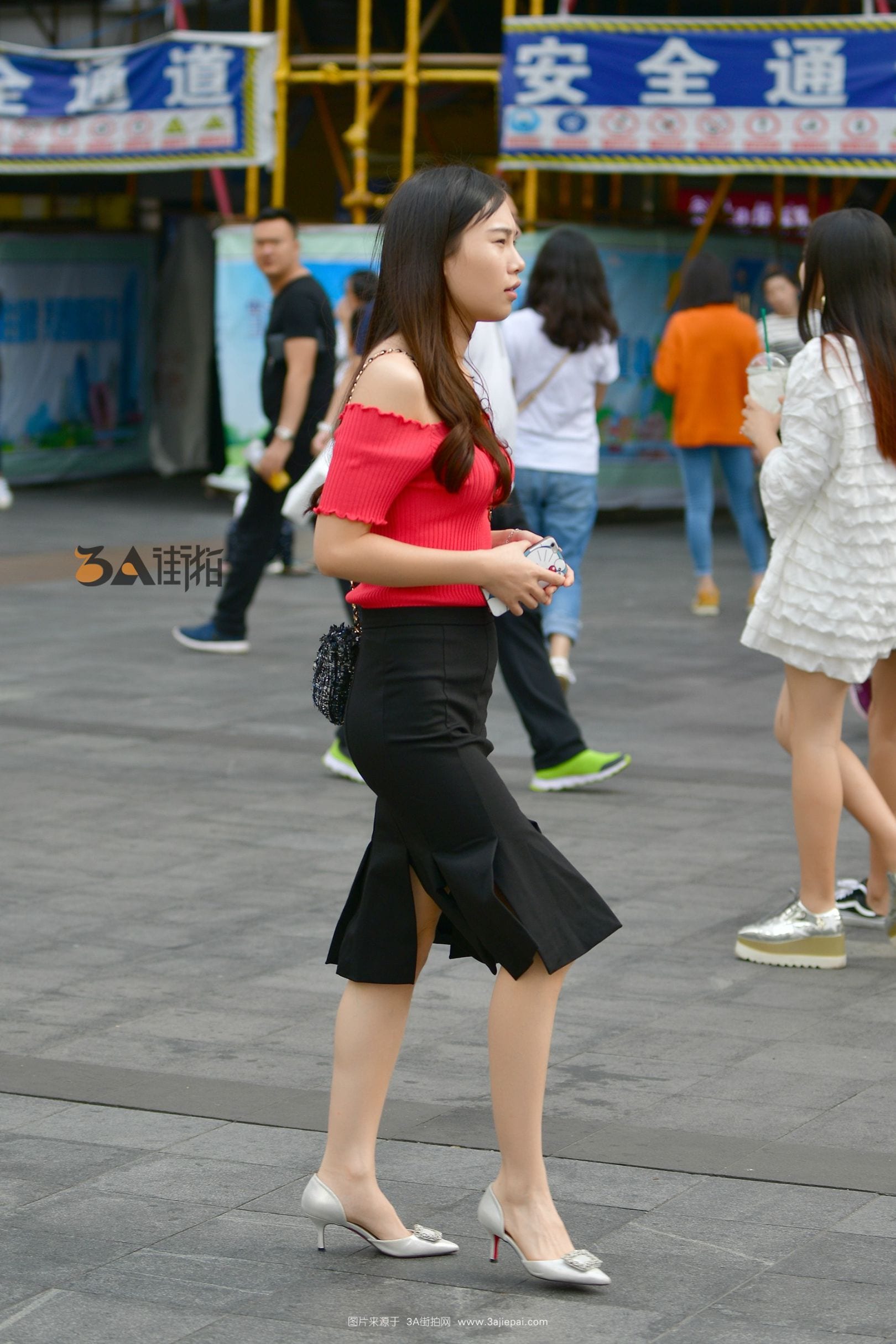 87311-aph4lohryz4.jpg