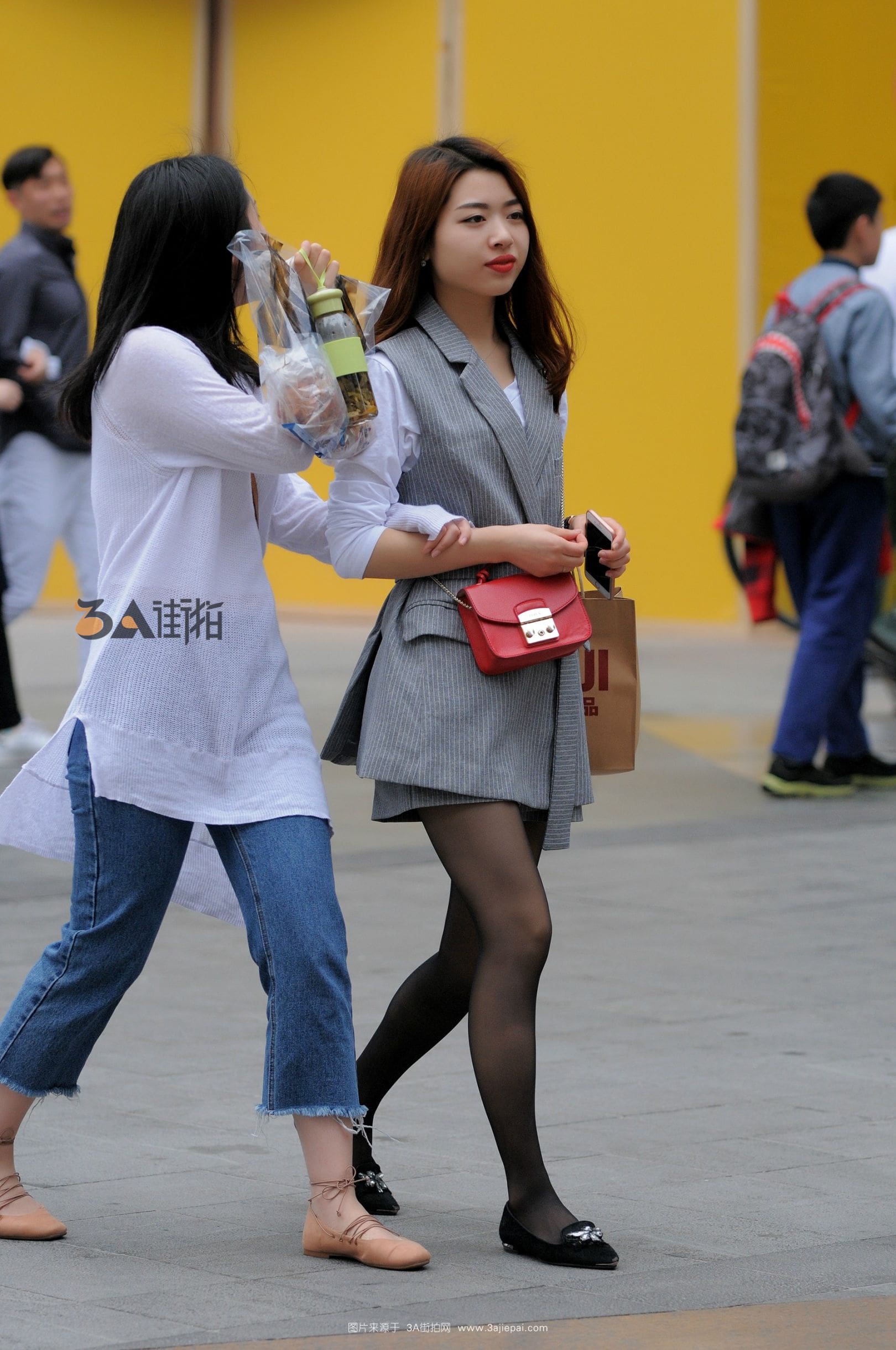 87235-5qcacnevmtu.jpg