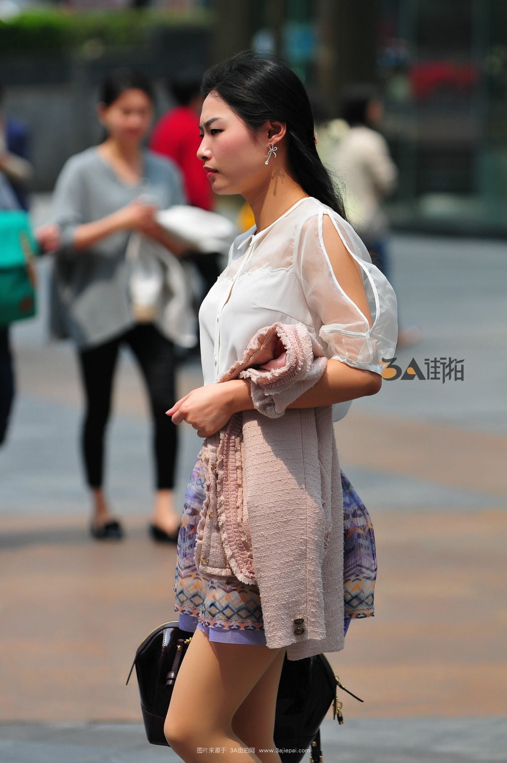 87140-ax1ujwoyssh.jpg