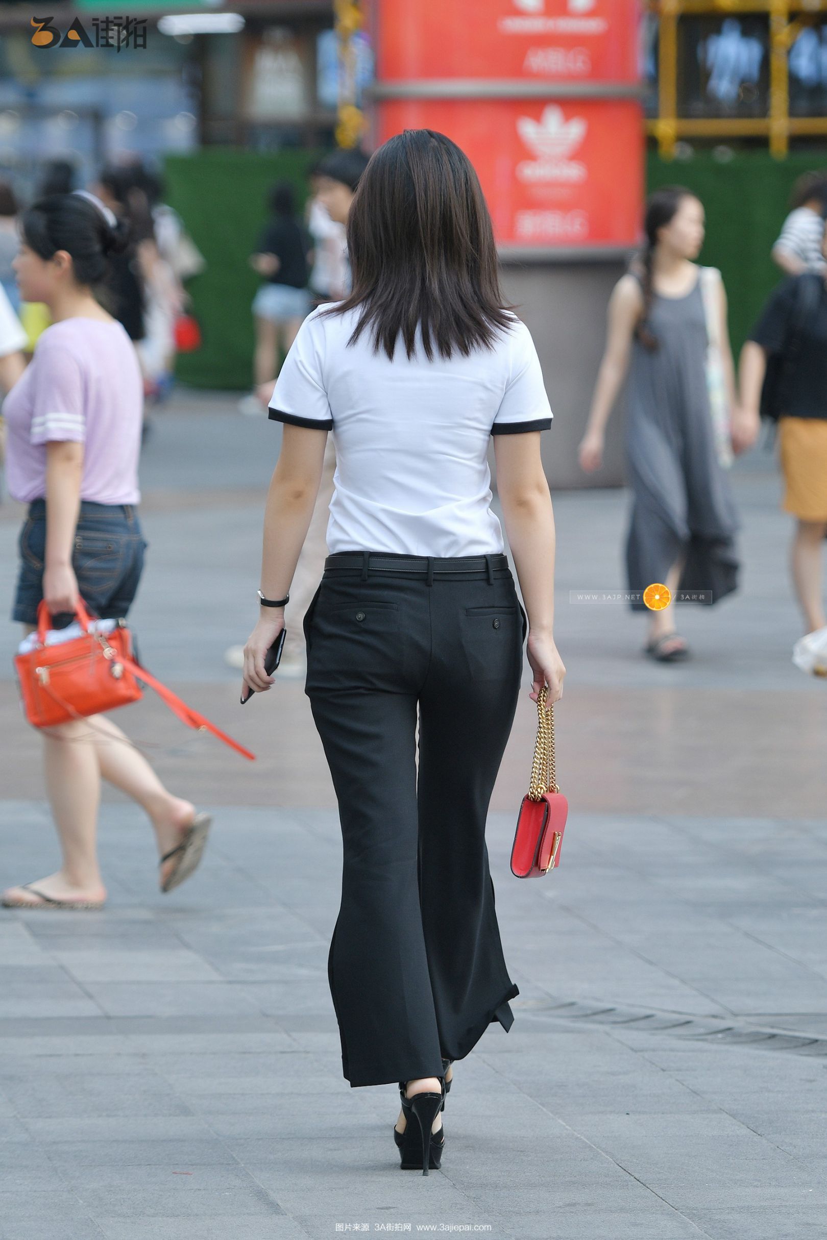 87065-bblp3w1u4cq.jpg