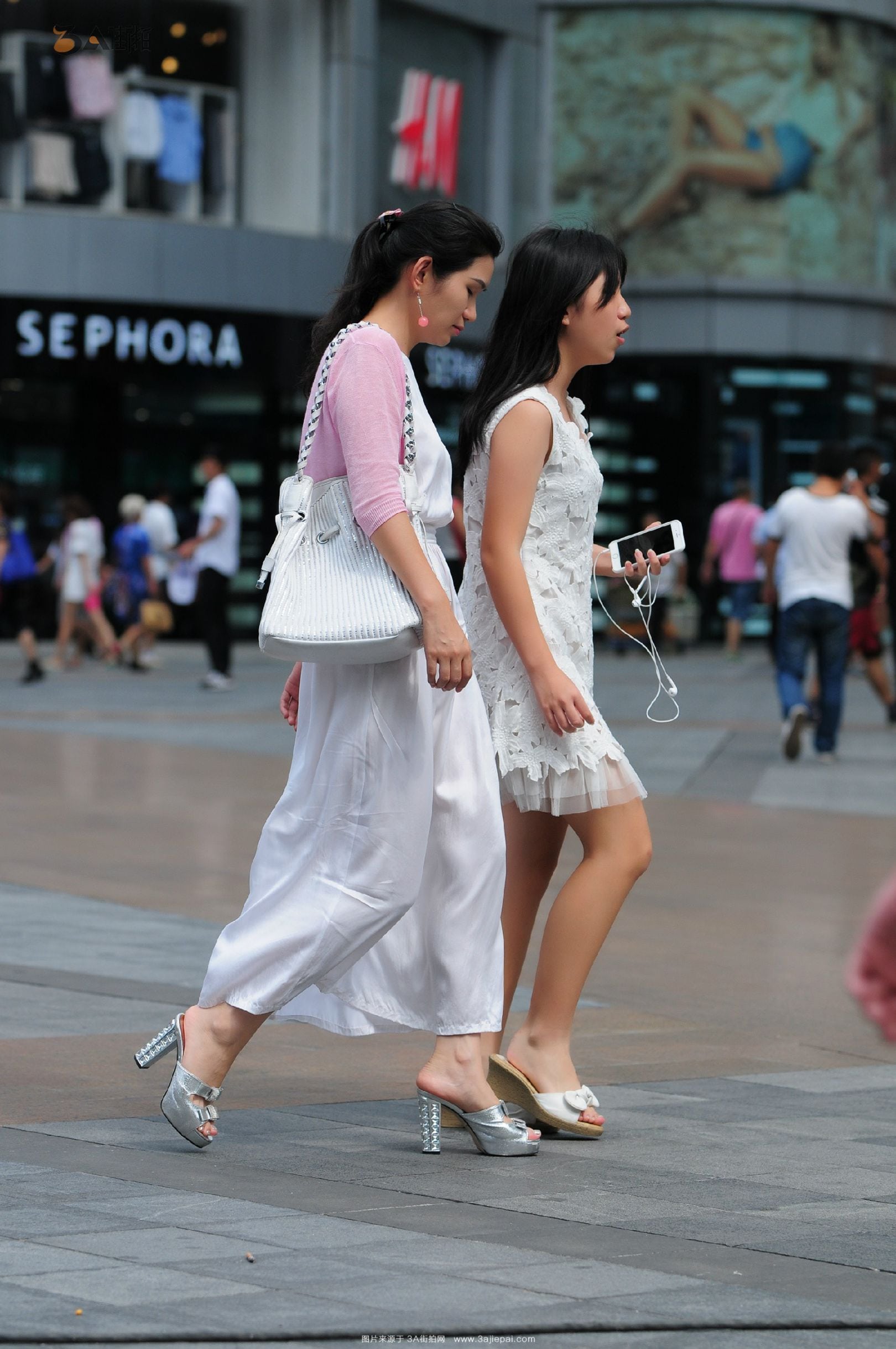 86518-lcsep35fwvn.jpg