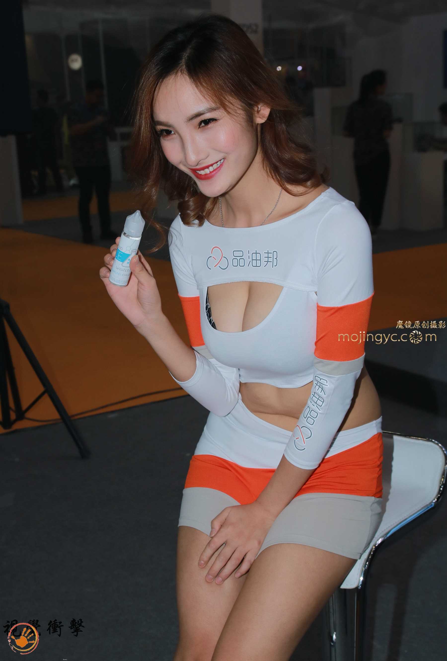 15596-e20p5f2hd2t.jpg
