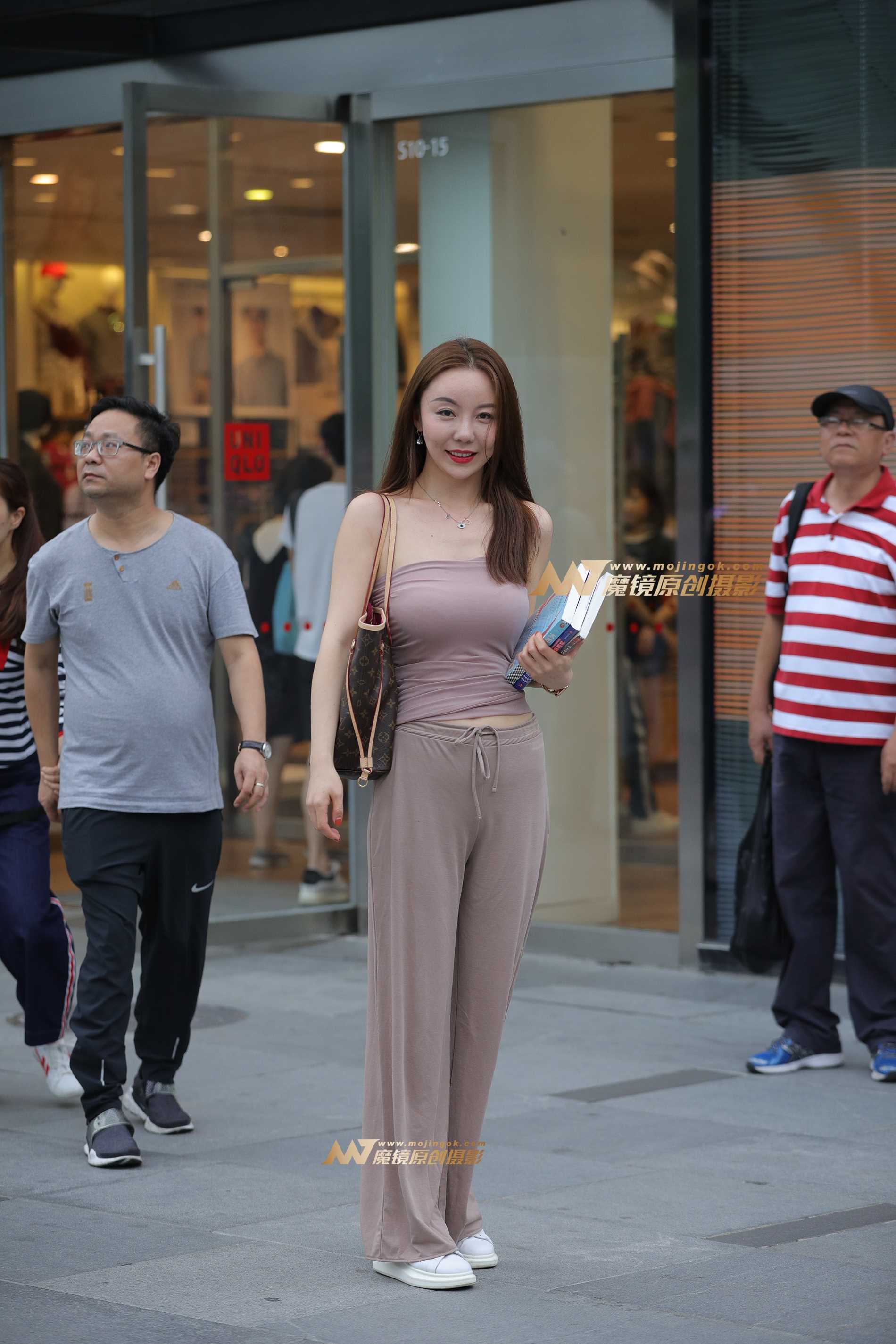 26018-g4nu3gvprlz.jpg