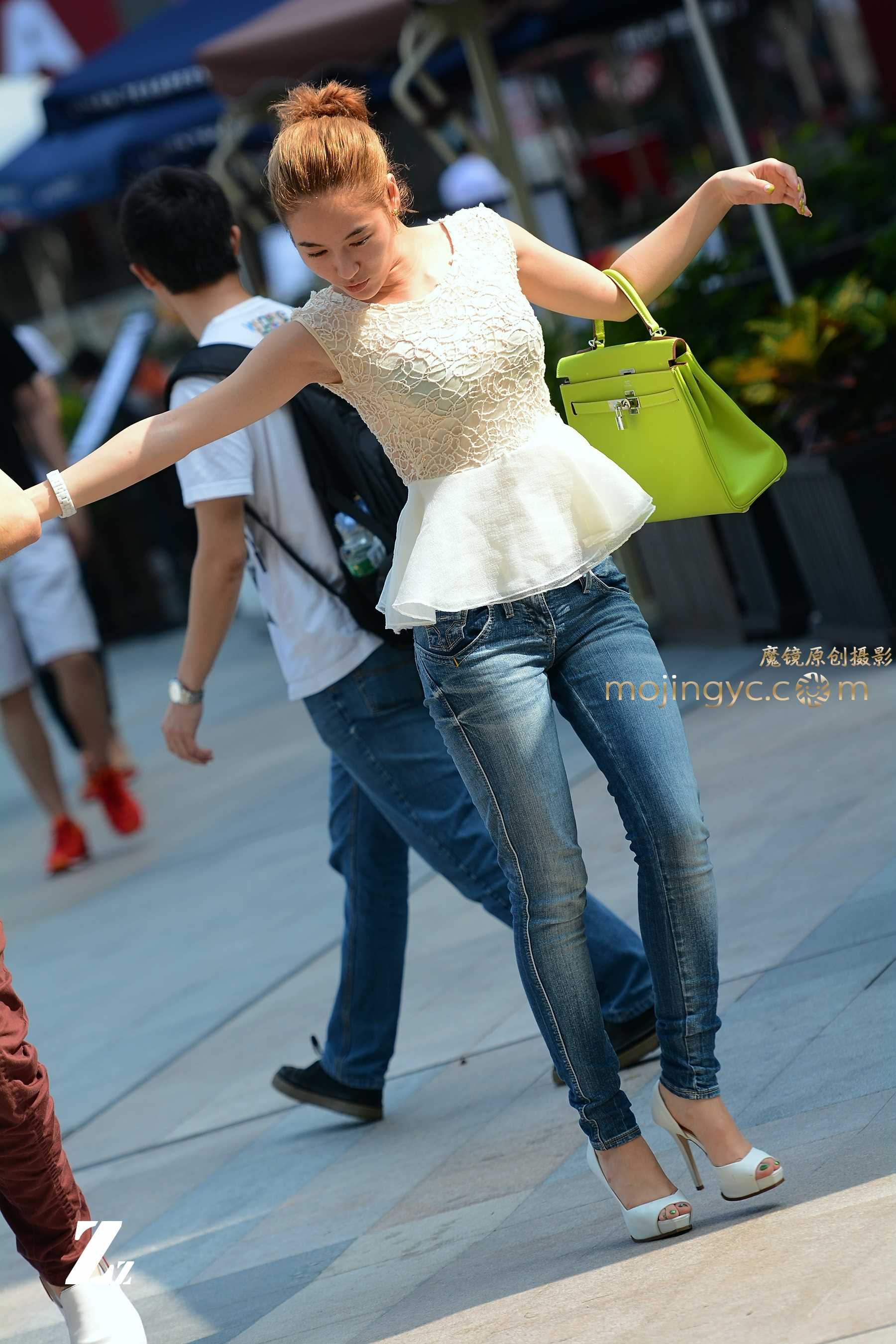 12479-nak0032diax.jpg