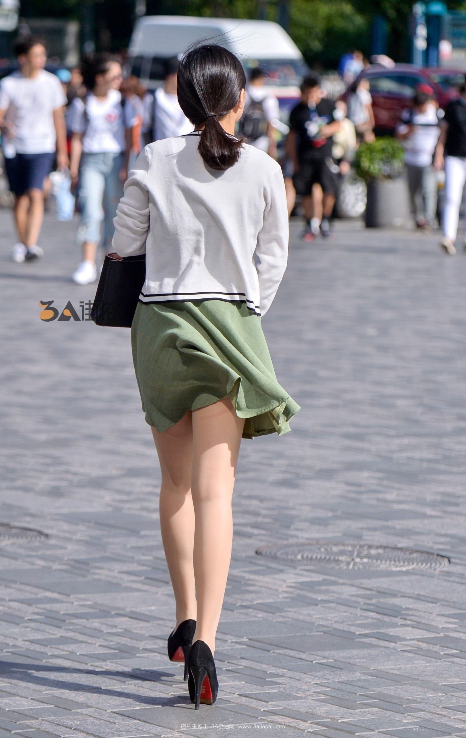 104737-txsefceis04.jpg