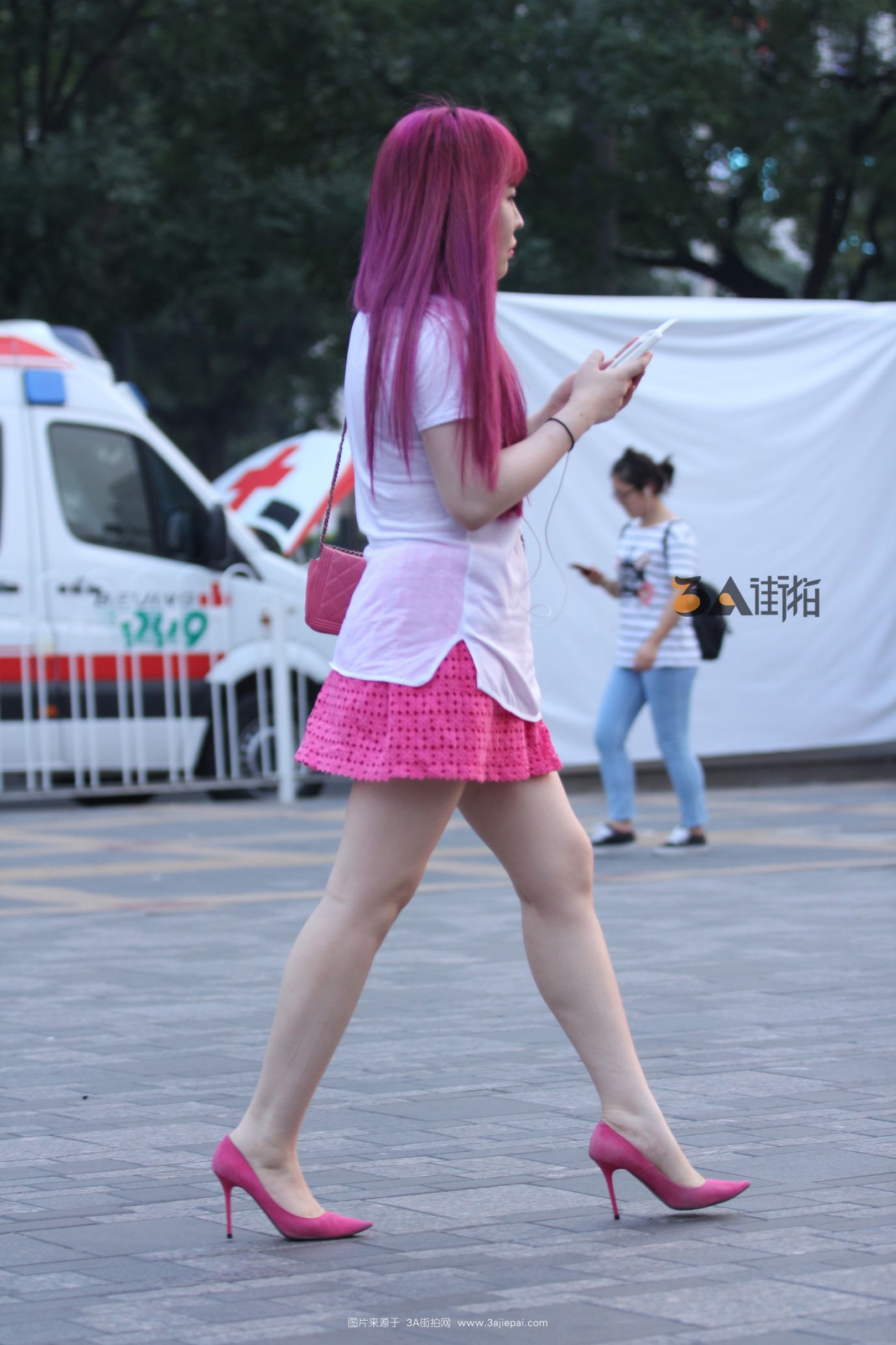 104831-ea2adq3woze.jpg