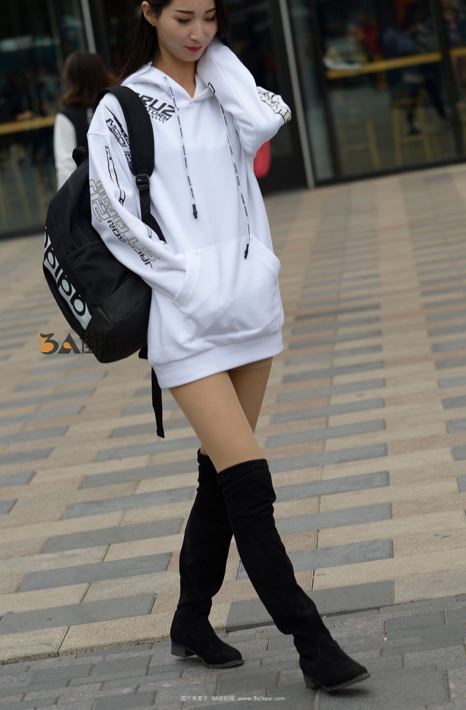 104922-araqkxc5gkh.jpg