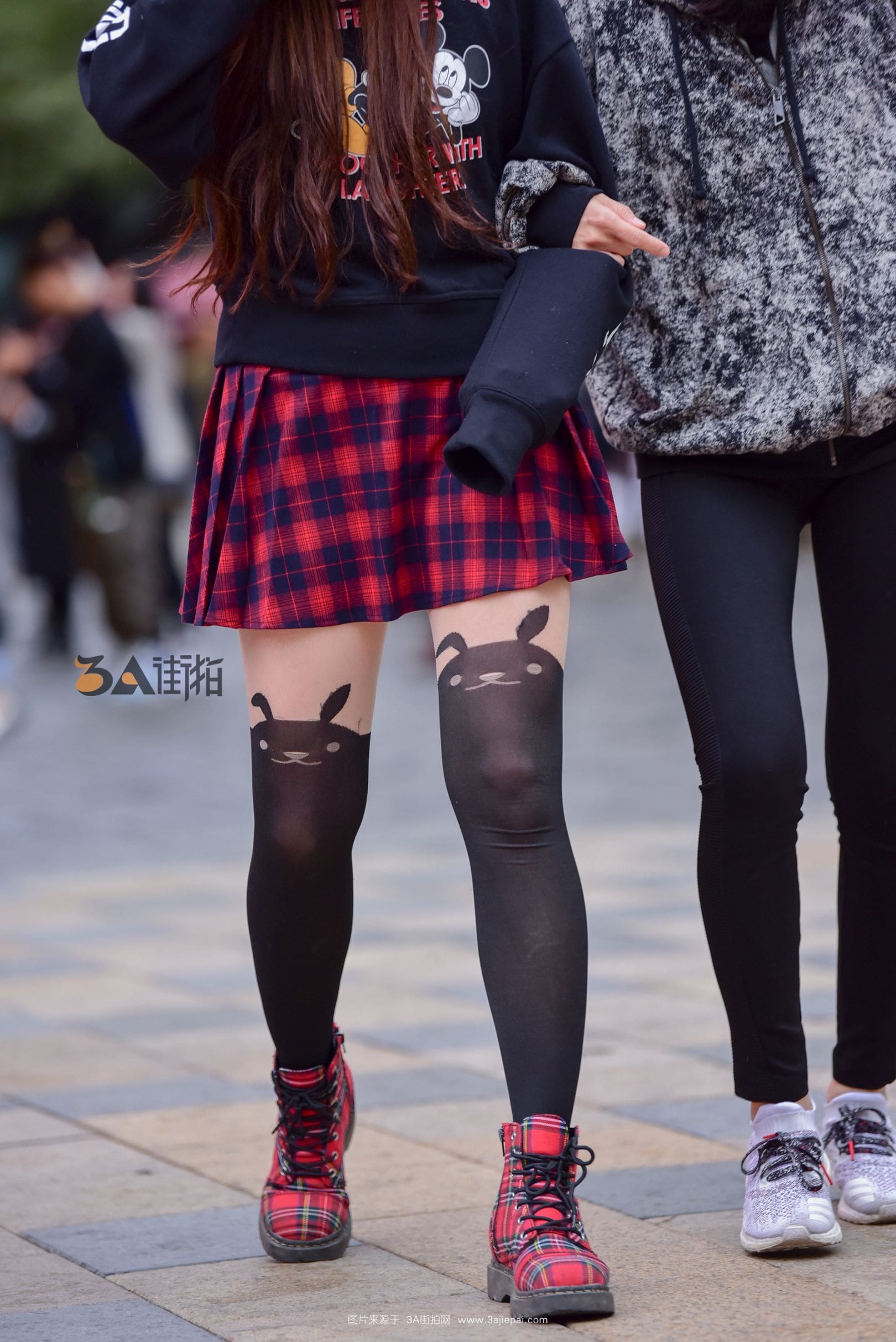 105073-05o0ef1nt2d.jpg