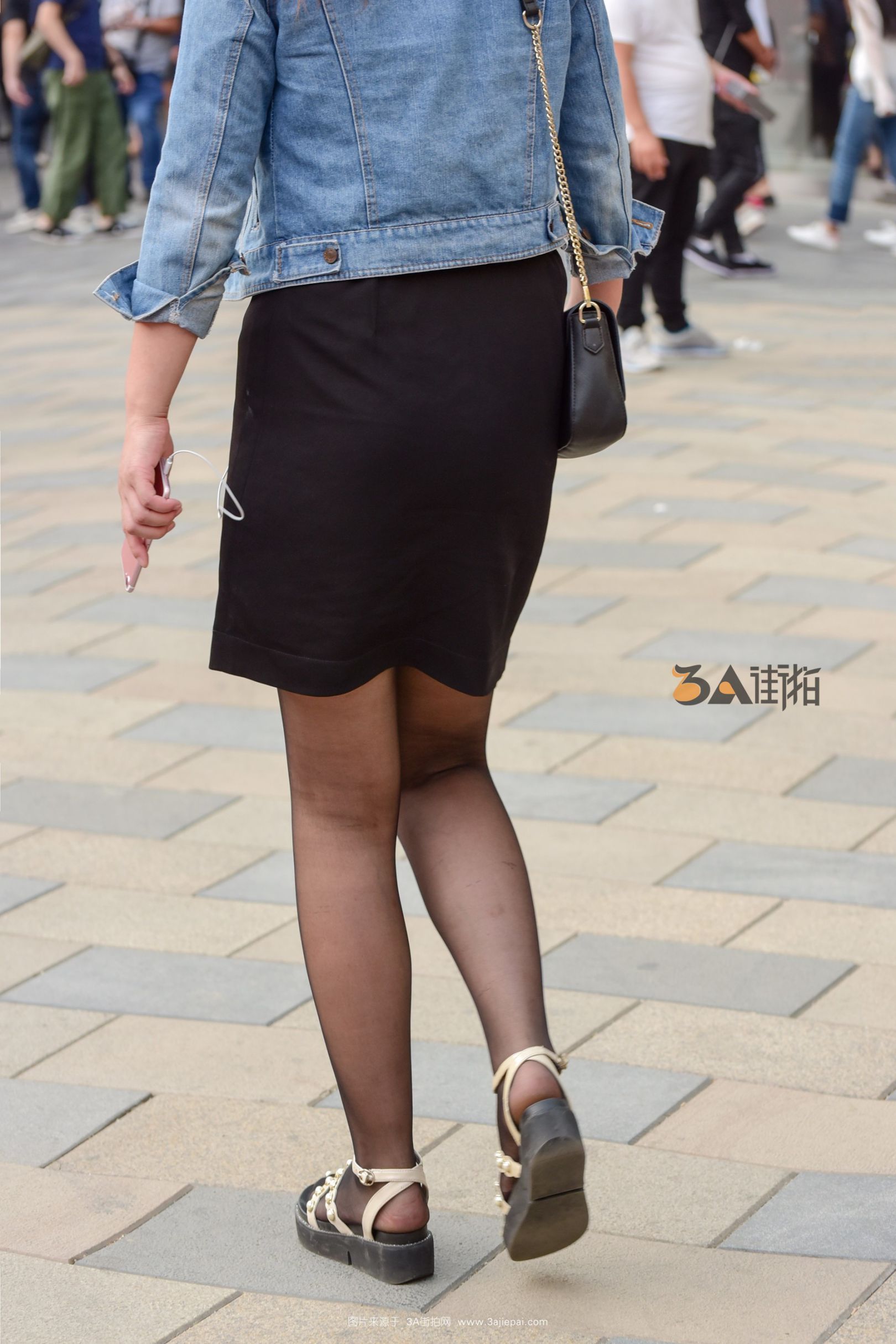 105207-2j3ngkm4nln.jpg