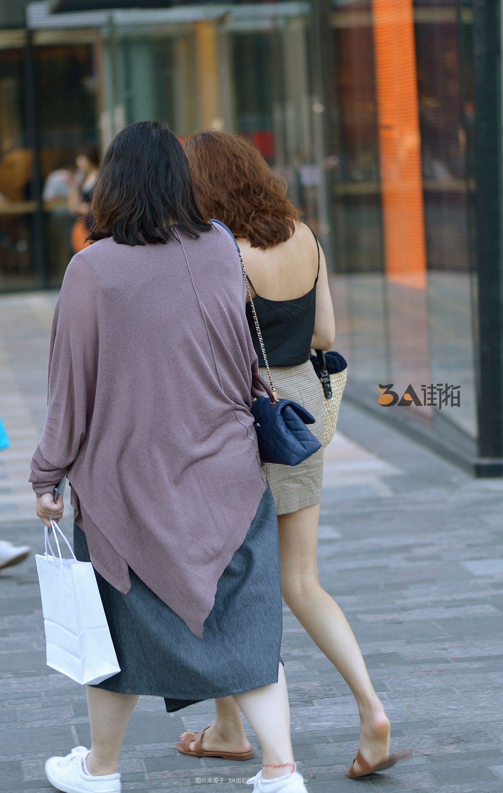 105222-2q0fonv24n5.jpg
