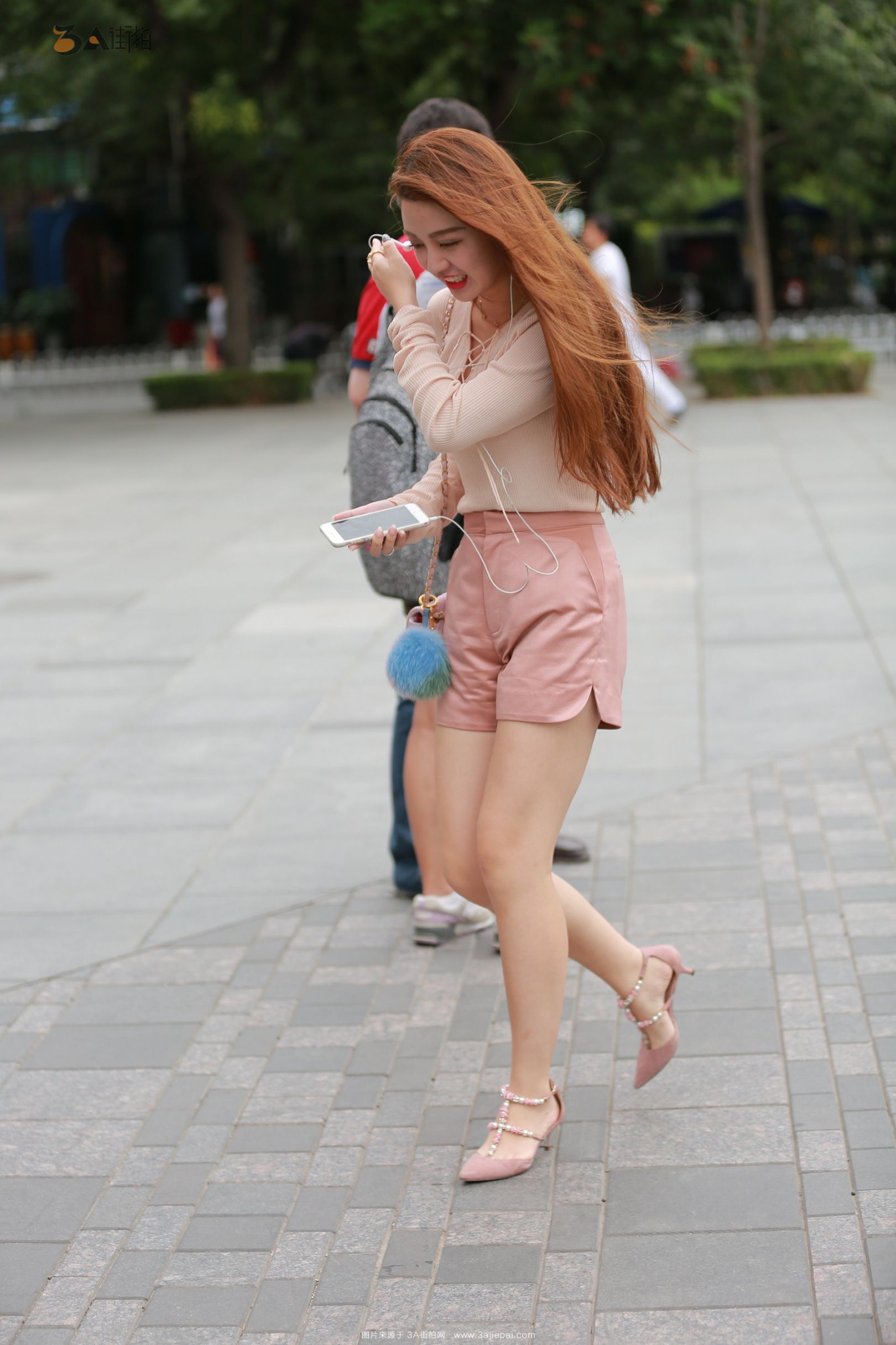 107351-t02d5cz54ap.jpg