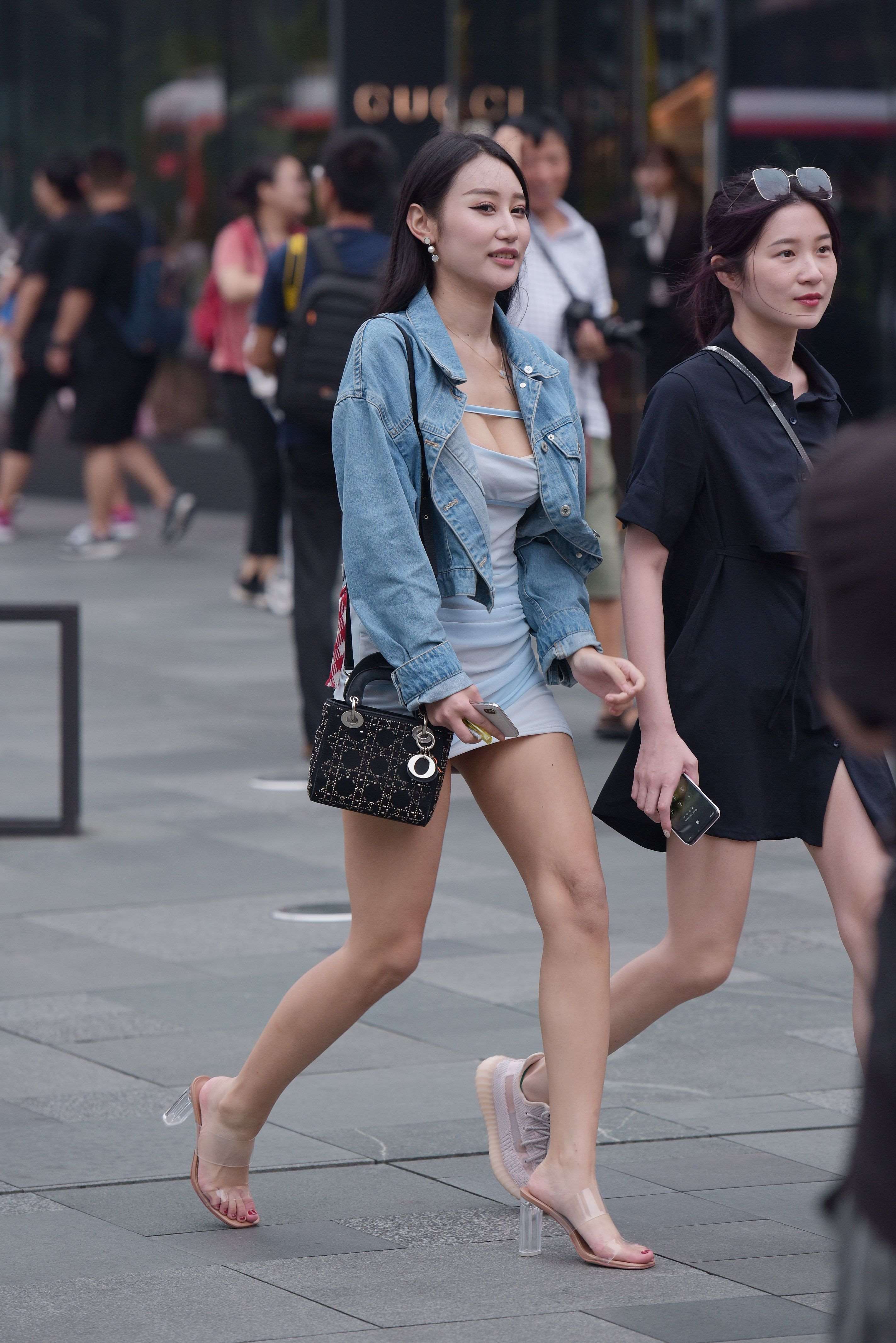 38817f2je305xbx5.jpg