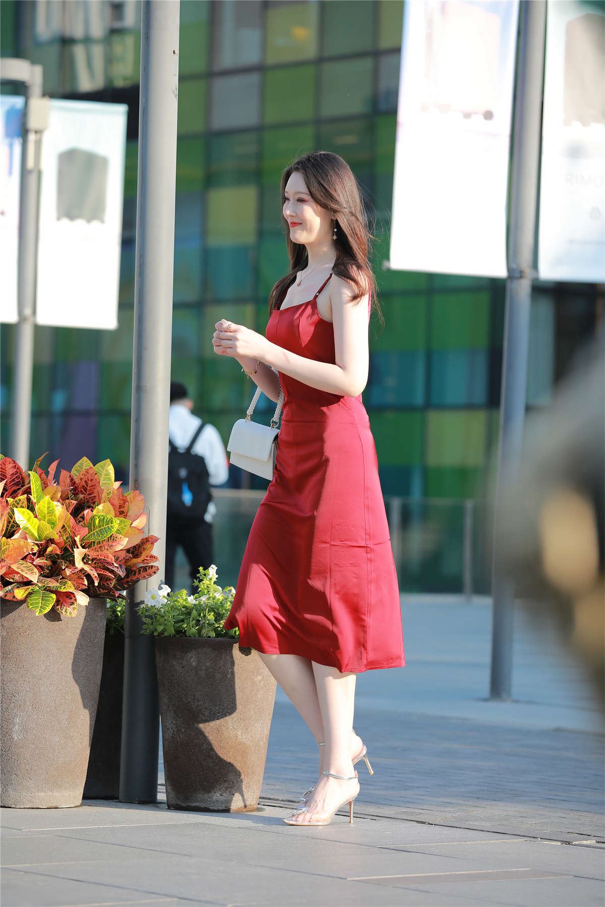 39214-t0c255l4mlv.jpg