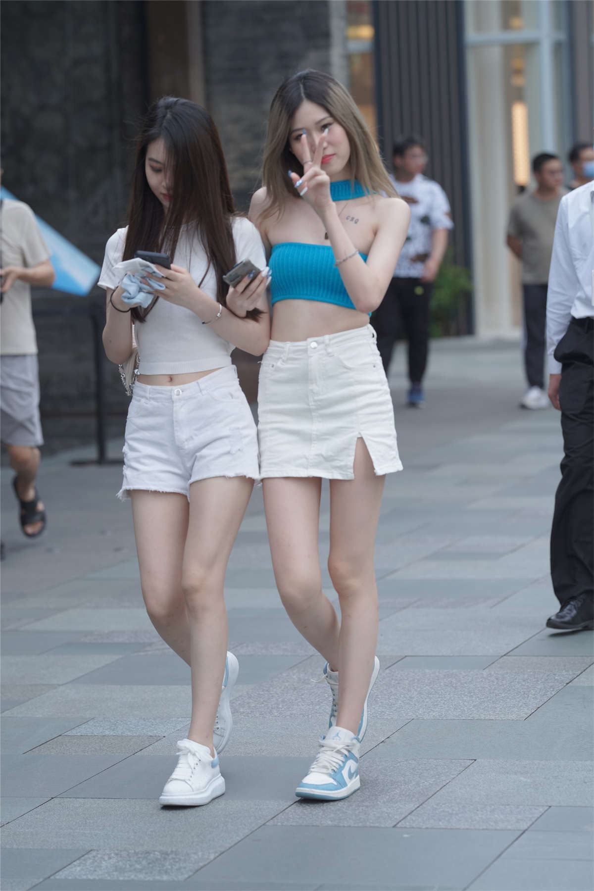 38165-a3mx4qcg5v5.jpg