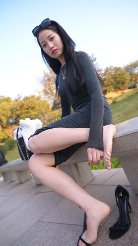 49389-cgrnnoto5wk.jpg