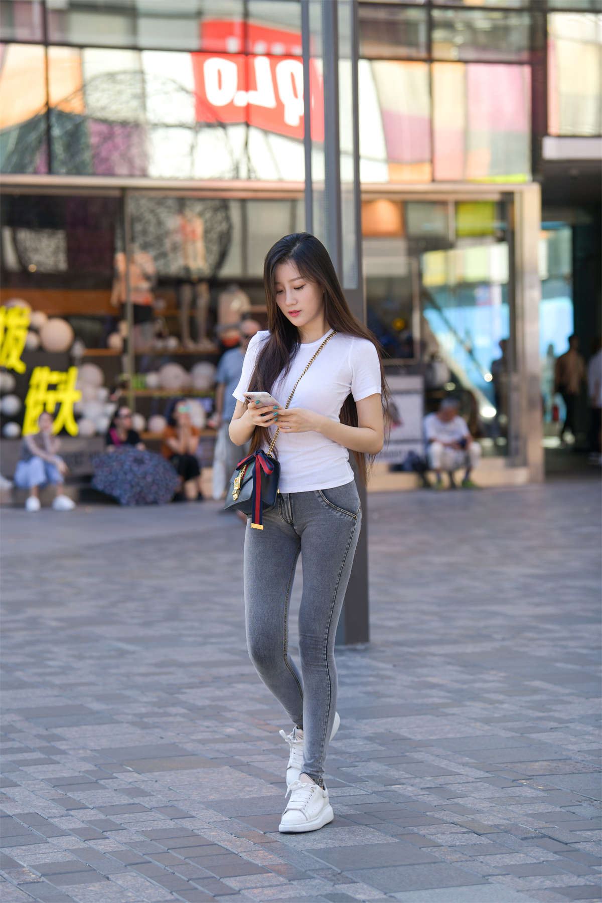 37487-djh13kyodpd.jpg