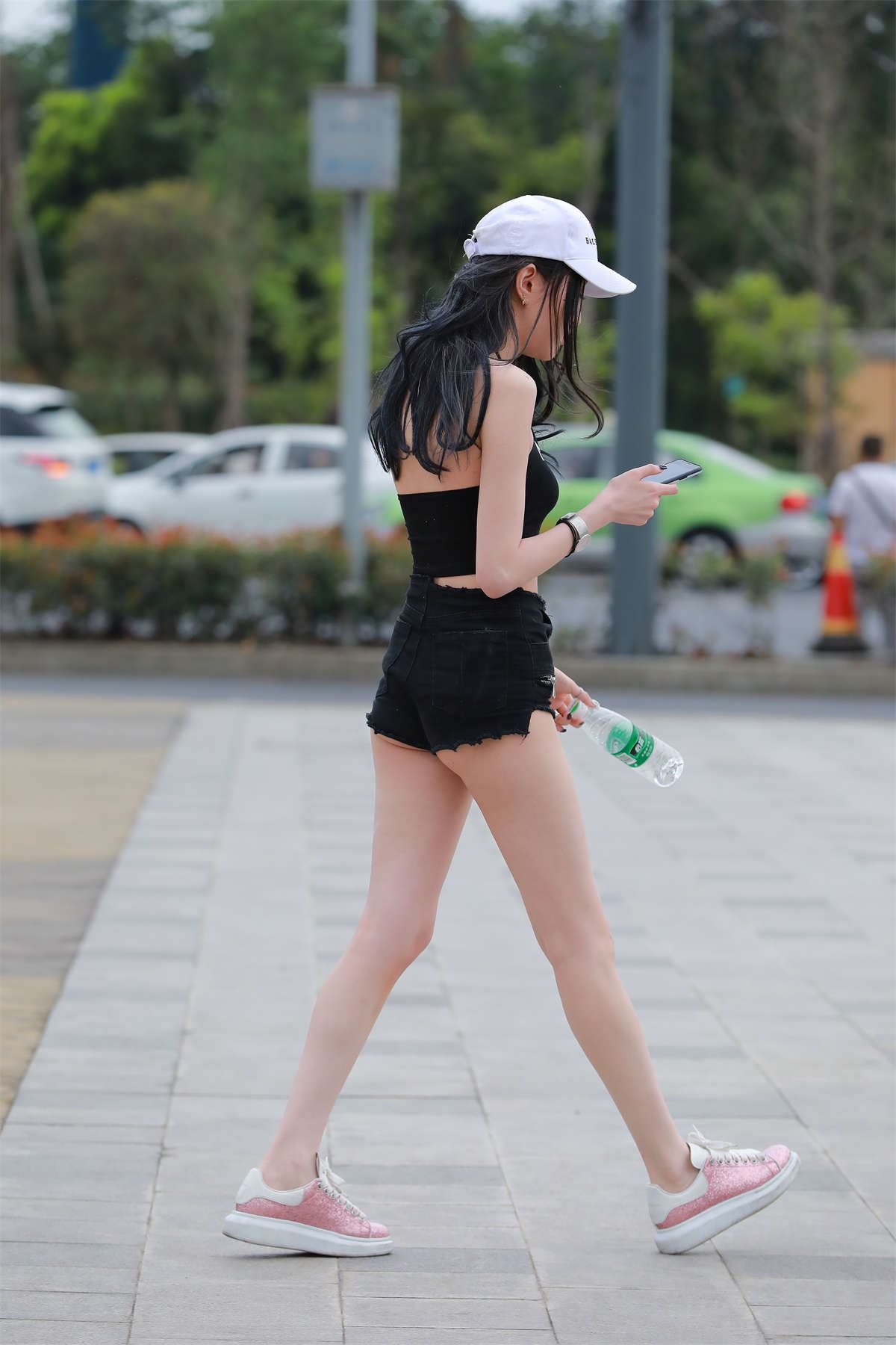 36899-axknsztzo1j.jpg