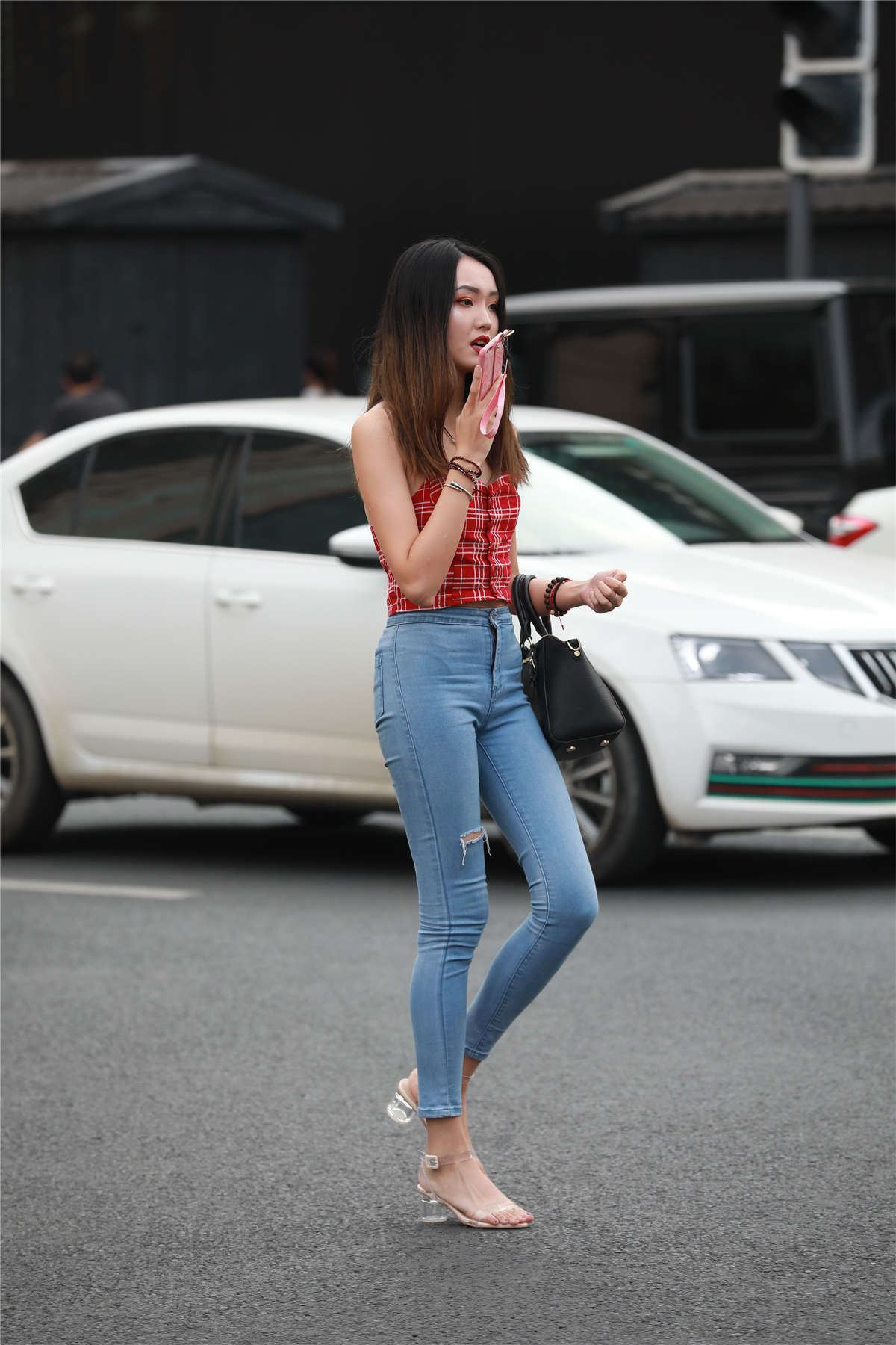 36747-yzlxlnyaae1.jpg