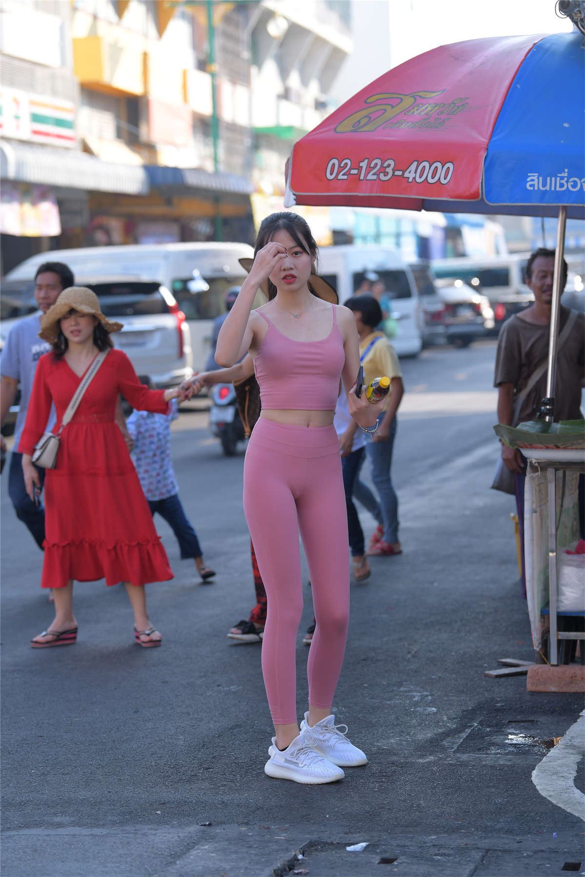 36671-55ctn4nm4rz.jpg
