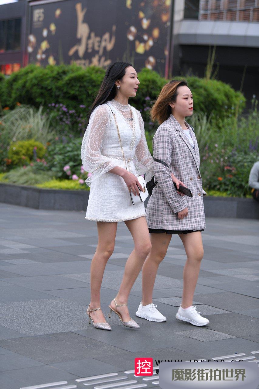 21385-24ig2dm40bx.jpg