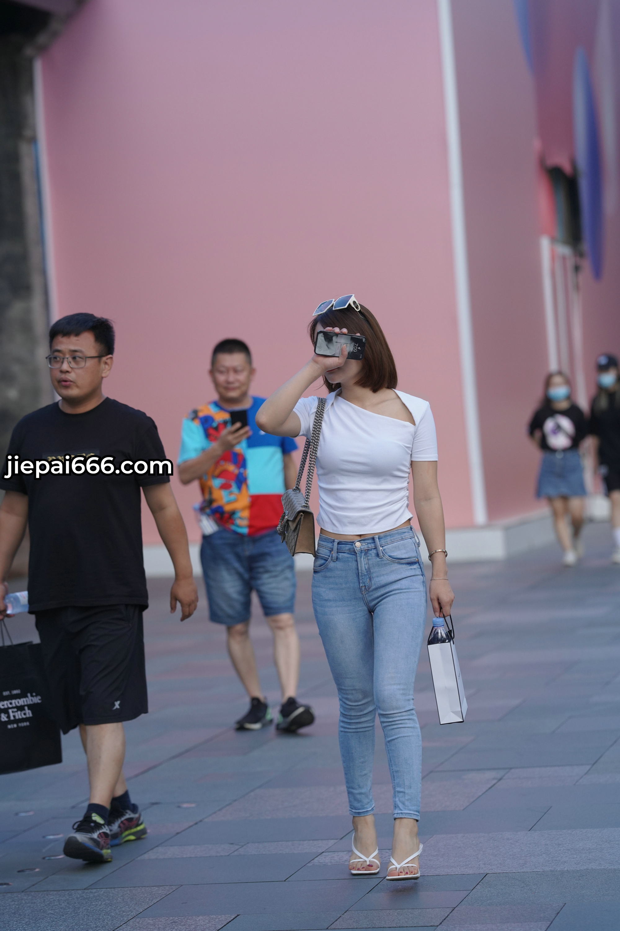 12887-dq2v5bey5t5.jpg