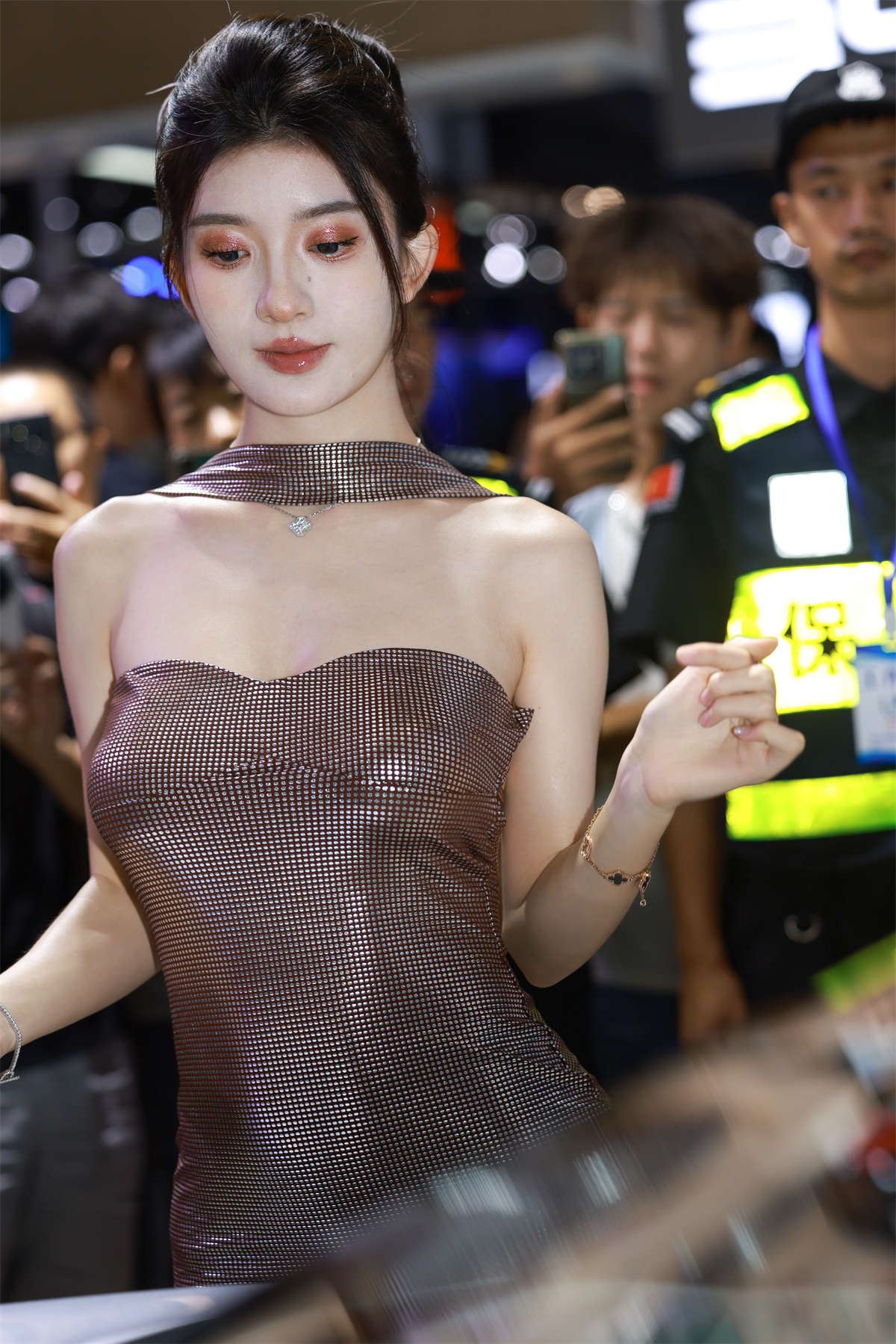 161243-mponmszbl5w.jpg