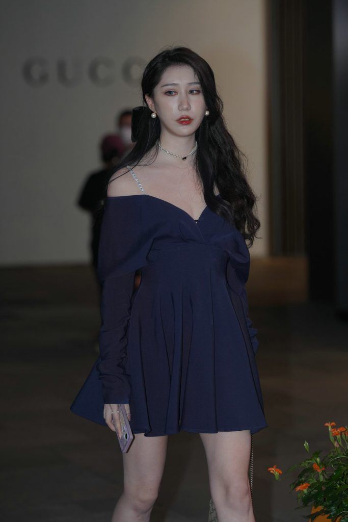84489-1i1i2eemru4.jpg